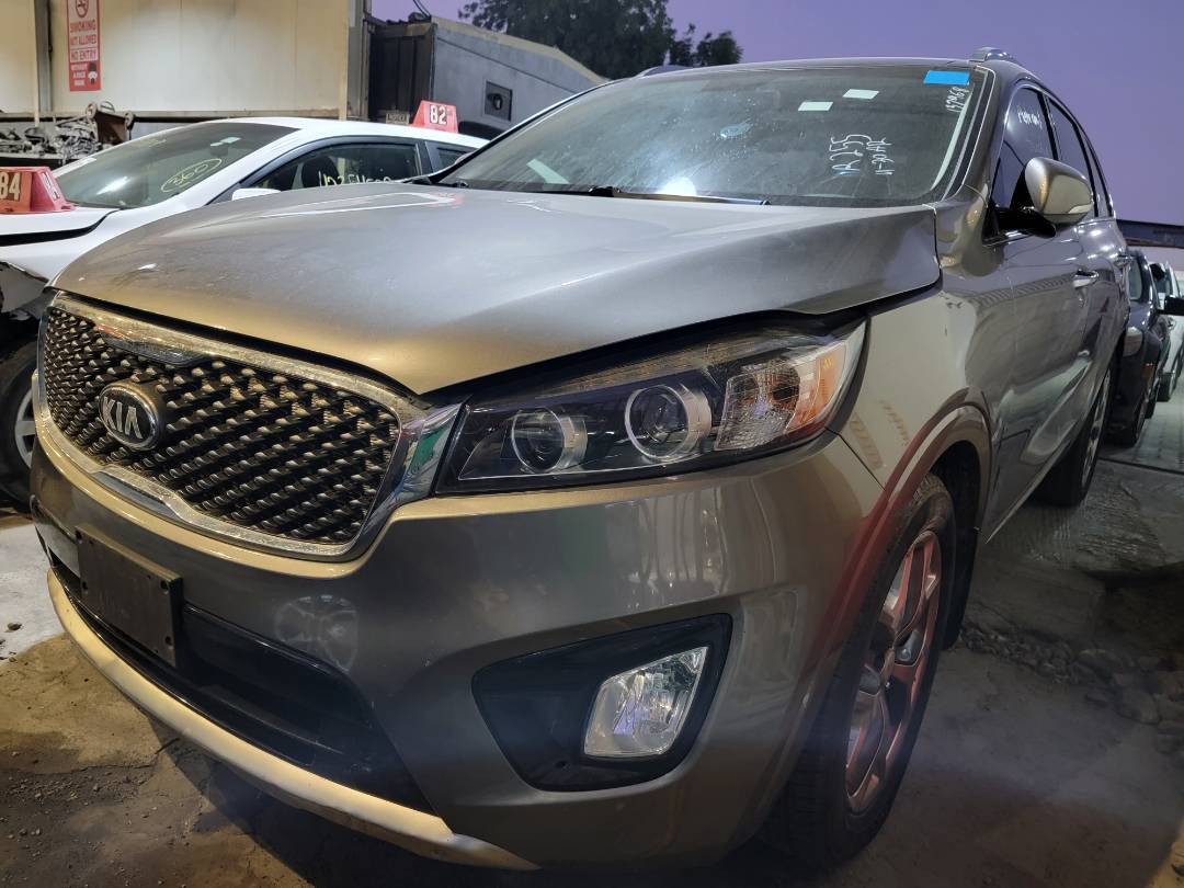 2017 KIA SORENTO — 137968 Miles — Lot 240199 — Main - Marhaba Auctions Used Cars - Image 5