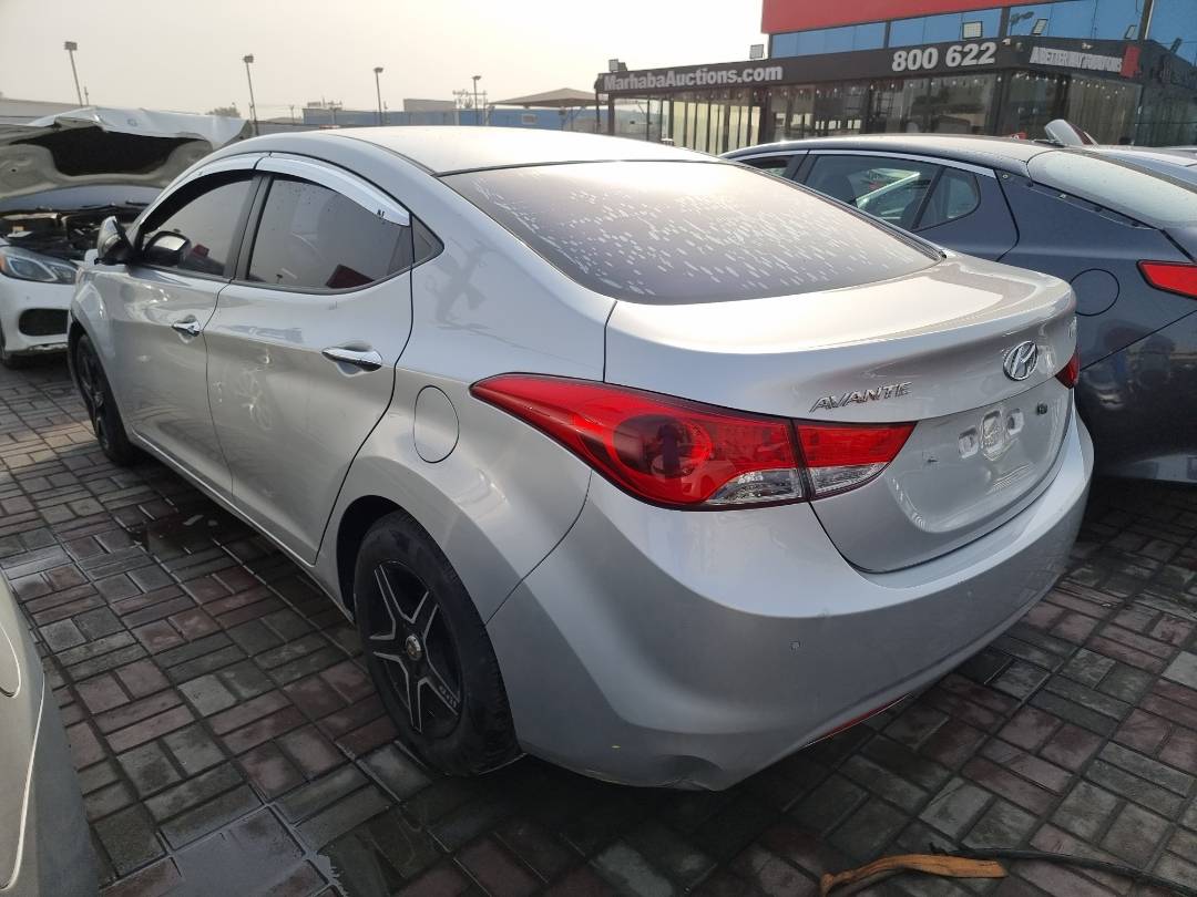 2012 HYUNDAI AVANTE — 127529 KM — Lot 215487 — Ind. 12 - Marhaba Auctions Used Cars - Image 5