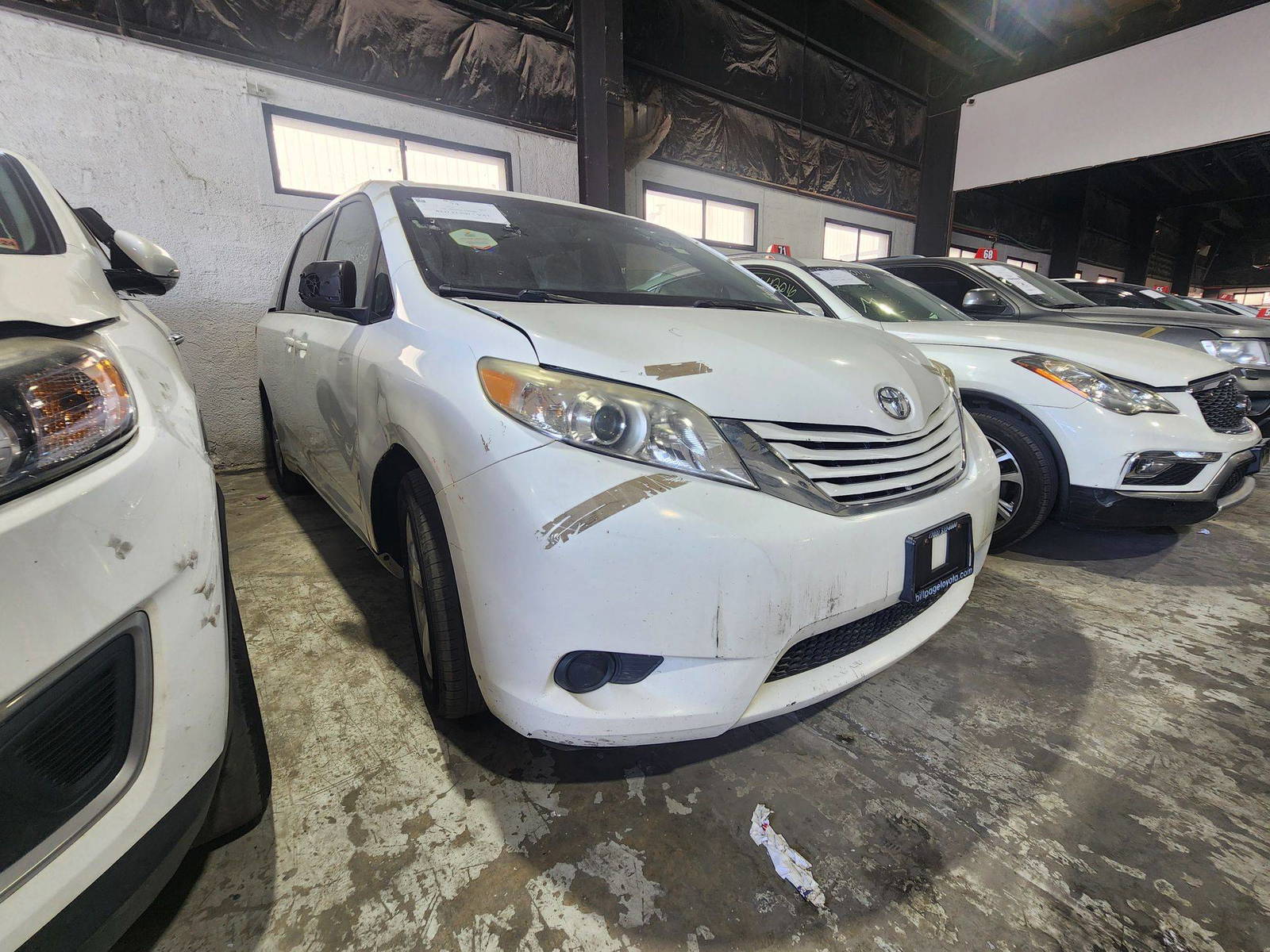 2017 TOYOTA SIENNA — 175674 Miles — Lot 40633856 — Main - Marhaba Auctions Used Cars - Image 29