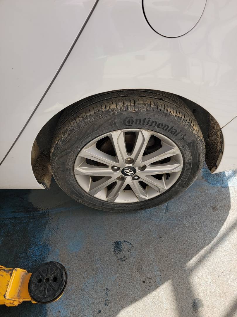 2014 HYUNDAI AVANTE — 114147 KM — Lot 033570 — Main - Marhaba Auctions Used Cars - Image 10