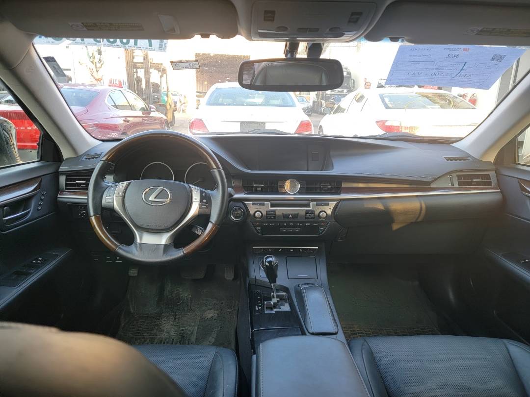 2013 LEXUS ES 350 — 106058 Miles — Lot D2061812 — Main - Marhaba Auctions Used Cars - Image 8