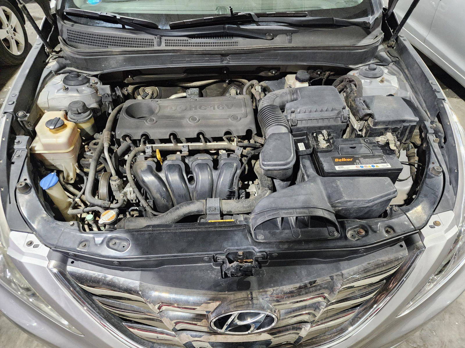 HYUNDAI SONATA 2010 - Marhaba Auction Used Cars - Image 12