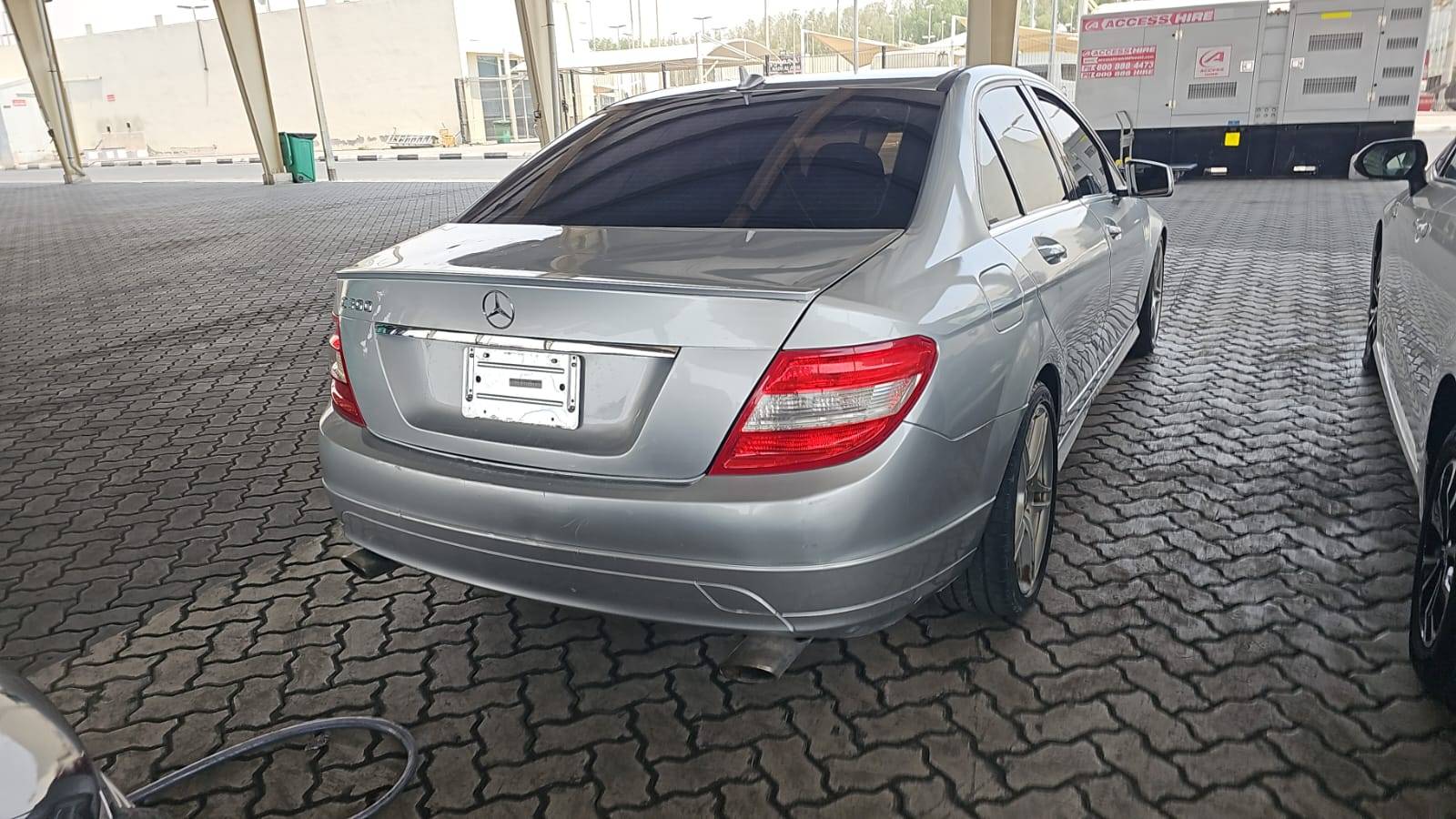 2011 MERCEDES BENZ C300 — 180542 KM — Lot BR161574 — Souq - Marhaba Auctions Used Cars - Image 7