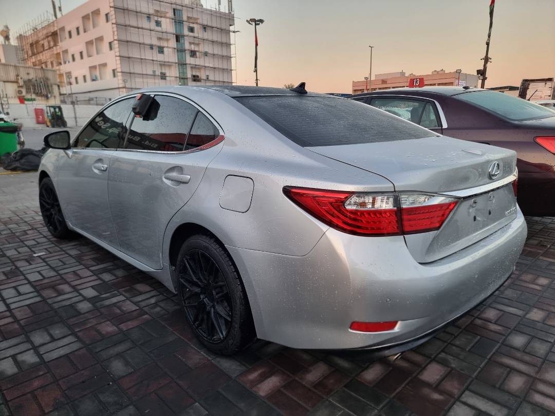 2013 LEXUS ES 350 — 310338 Miles — Lot 53949974 — Main - Marhaba Auctions Used Cars - Image 4