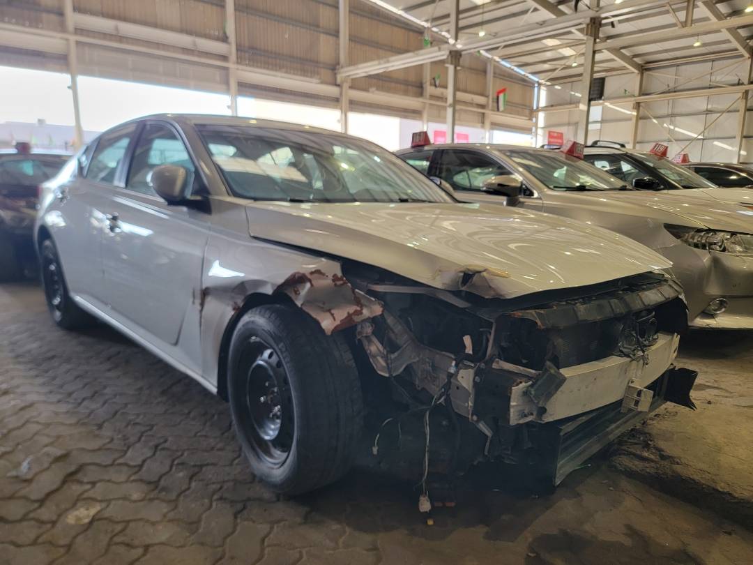 2020 NISSAN ALTIMA — 78907 Miles — Lot V3LC158213 — Main - Marhaba Auctions Used Cars - Image 4