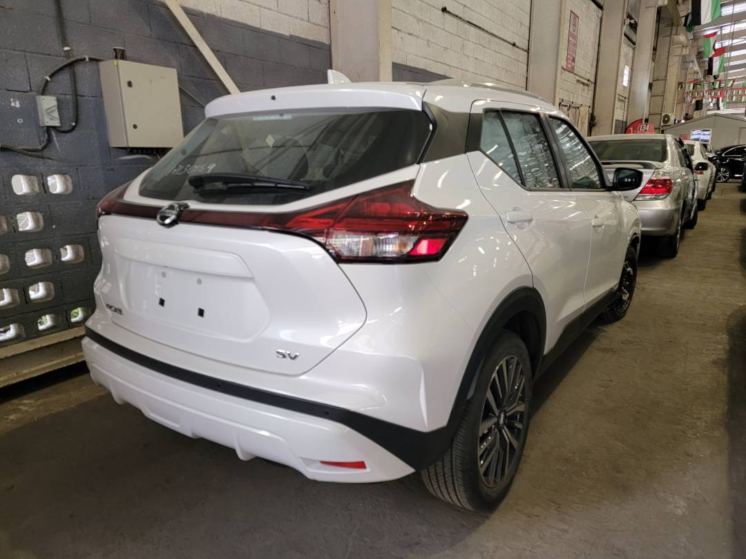 2021 NISSAN KICKS — 21808 KM — Lot L562553 — Main - Marhaba Auctions Used Cars - Image 3
