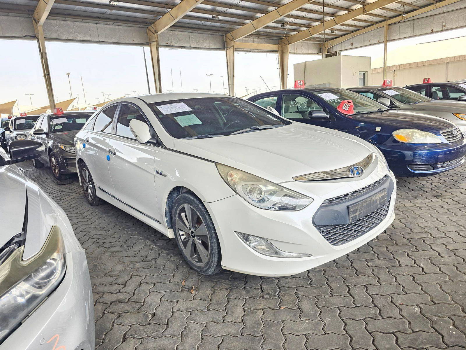 2012 HYUNDAI SONATA — 216304 KM — Lot 019097 — Souq - Marhaba Auctions Used Cars - Image 3
