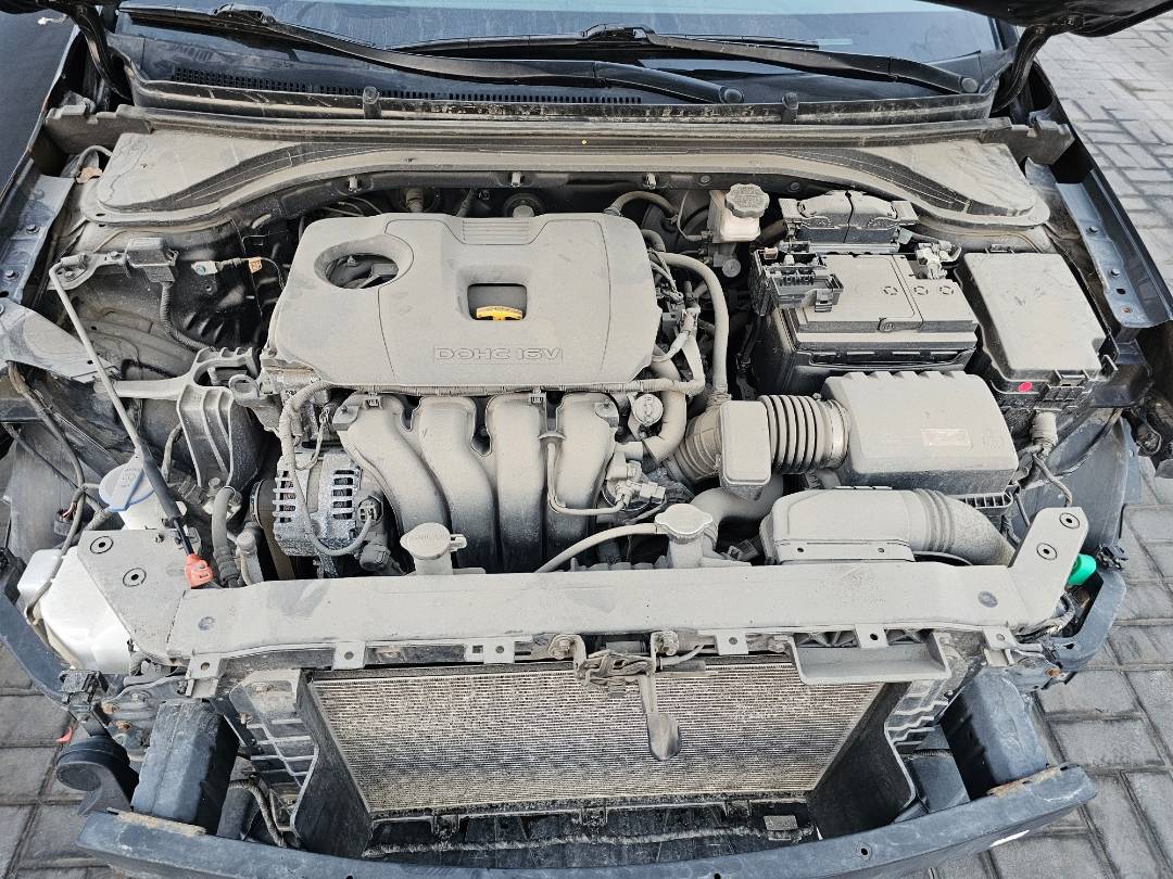 2019 HYUNDAI ELANTRA — 94605 KM — Lot U748720 — Main - Marhaba Auctions Used Cars - Image 13