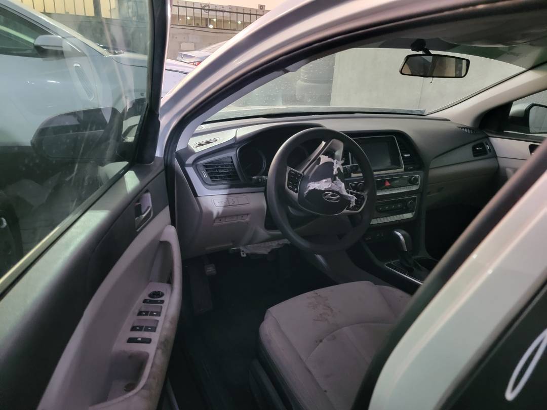 2019 HYUNDAI SONATA — 126290 Miles — Lot KH808553 — Main - Marhaba Auctions Used Cars - Image 9