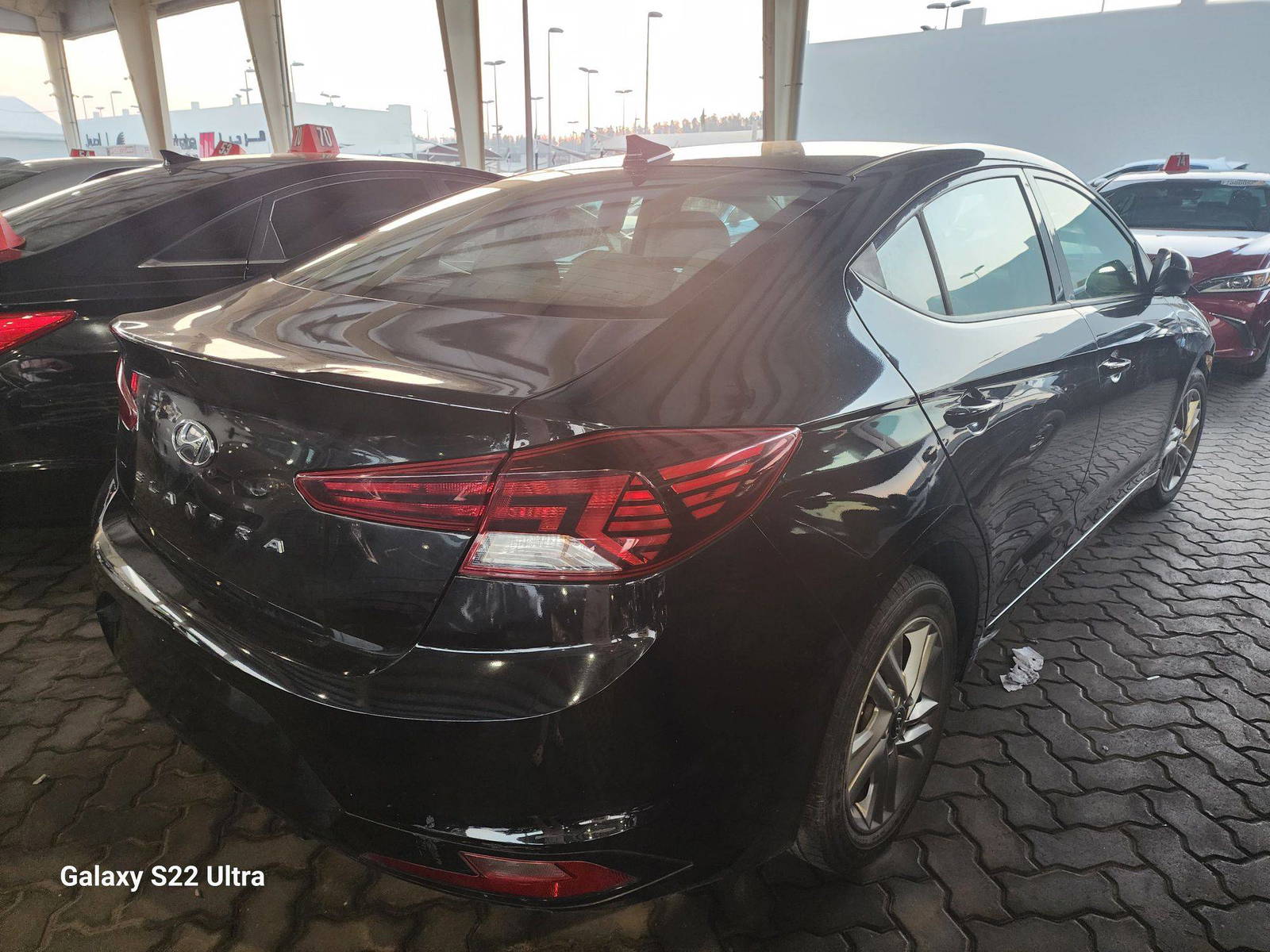 2019 HYUNDAI ELANTRA — 92266 Miles — Lot 81695993 - Marhaba Auctions Used Cars - Image 4