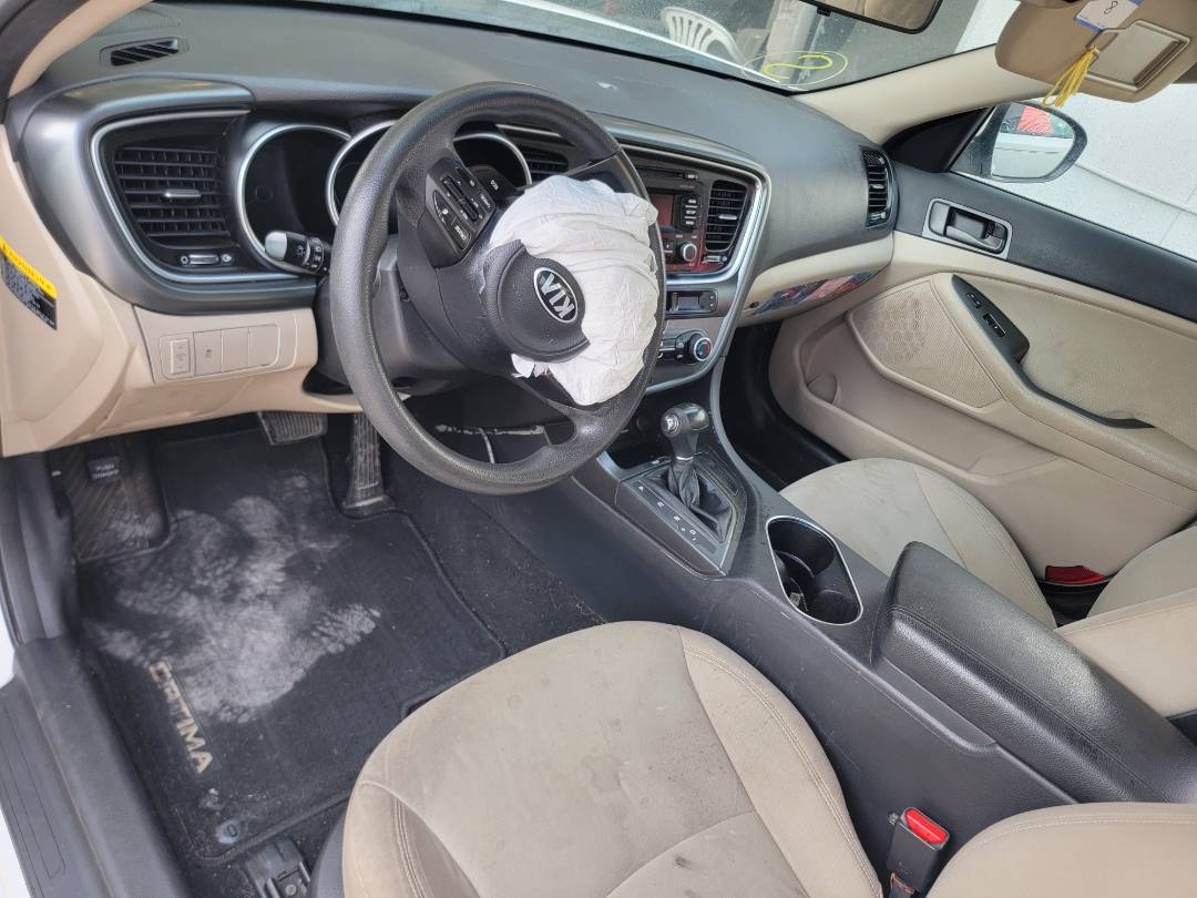 2014 KIA OPTIMA — 177992 Miles — Lot 520155 - Marhaba Auctions Used Cars - Image 4
