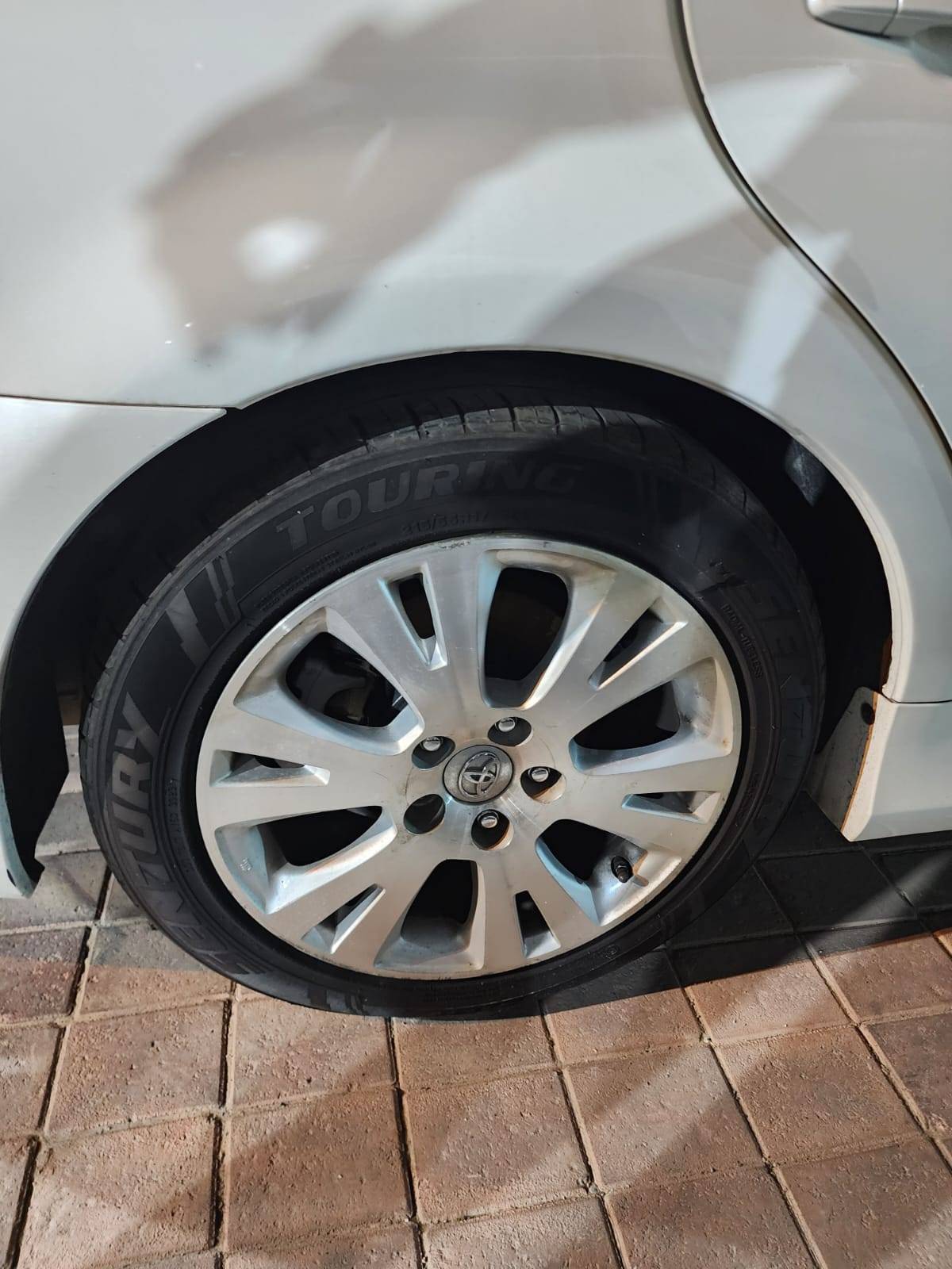 TOYOTA AVALON 2011 - Marhaba Auction Used Cars - Image 5