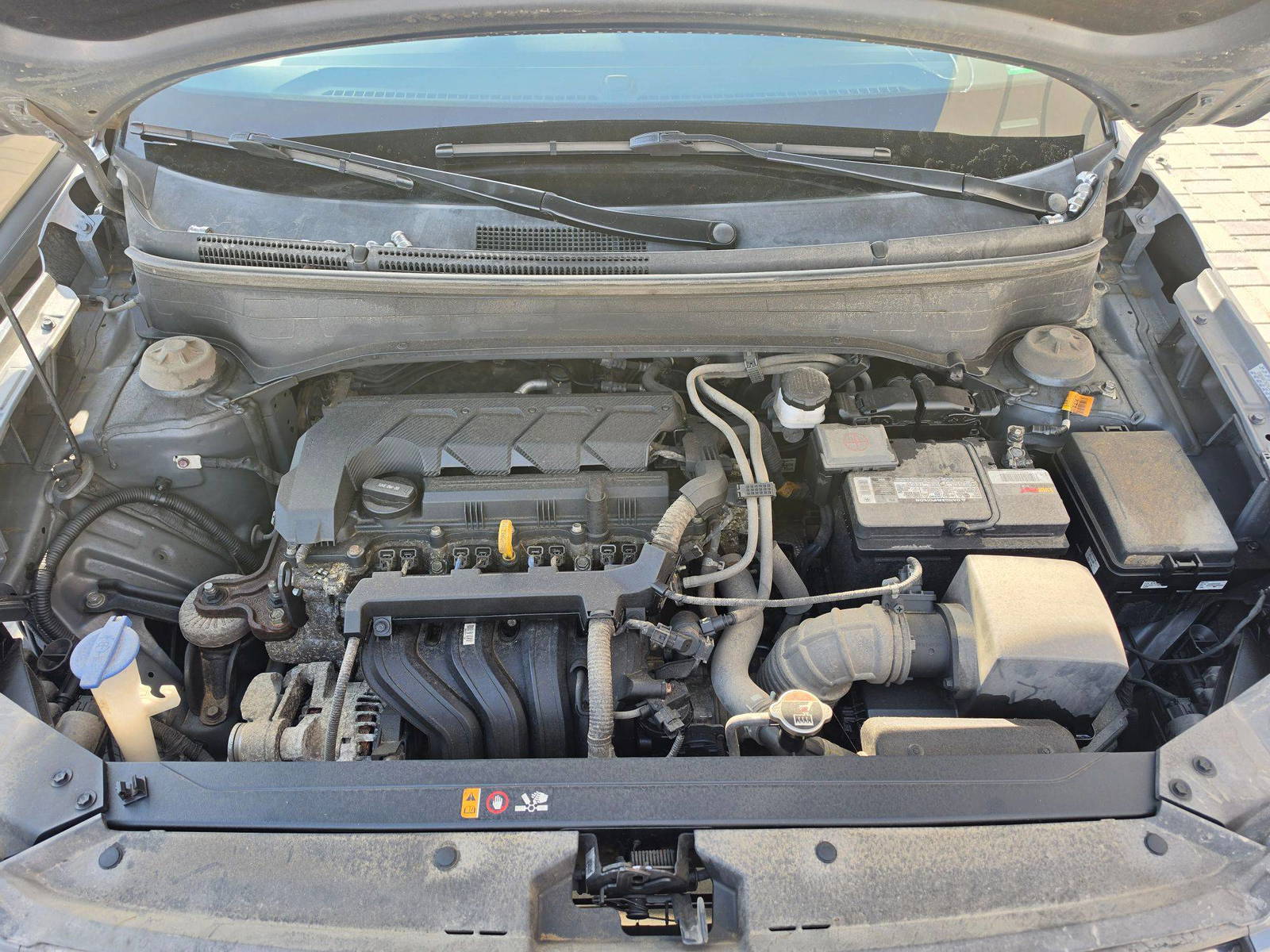 HYUNDAI VENUE SEL 2020 - Marhaba Auction Used Cars - Image 12