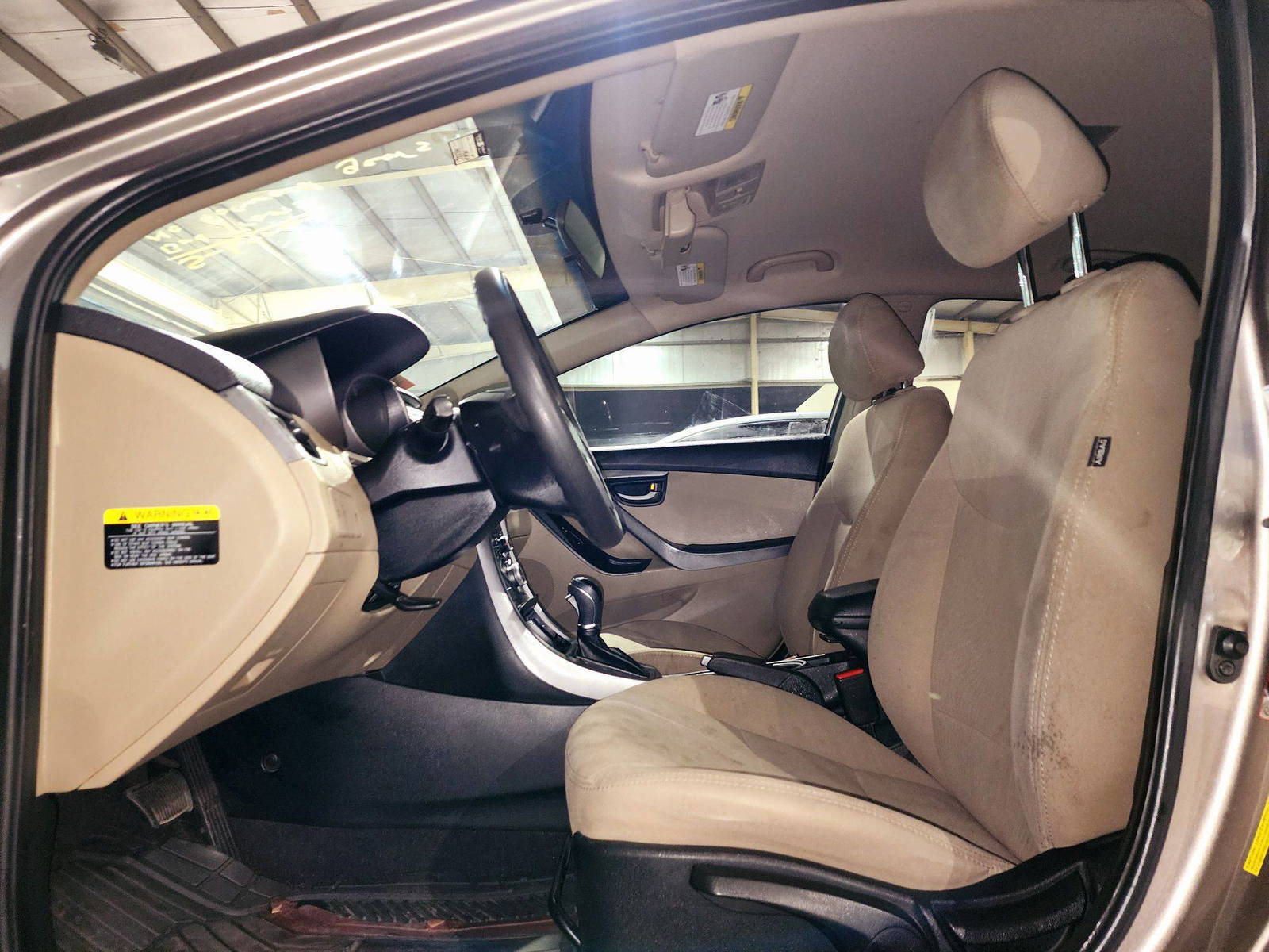 2016 HYUNDAI ELANTRA — 143286 Miles — Lot 336729 — Souq - Marhaba Auctions Used Cars - Image 8