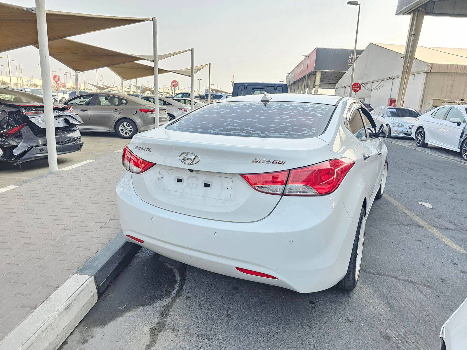2011 HYUNDAI AVANTE — 182798 KM — Lot 133595 — Souq - Marhaba Auctions Used Cars - Image 5