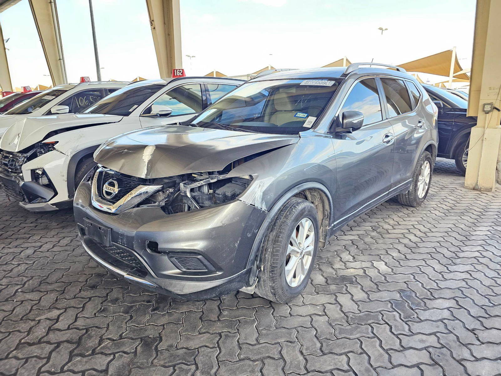2015 NISSAN ROGUE — 152150 Miles — Lot 2FP535570 — Souq - Marhaba Auctions Used Cars - Image 4