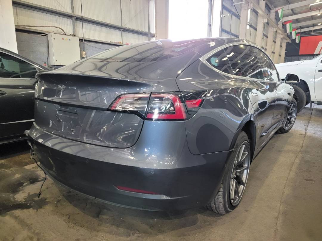2018 TESLA MODEL 3 — 65483 Miles — Lot F028080 — Main - Marhaba Auctions Used Cars - Image 4