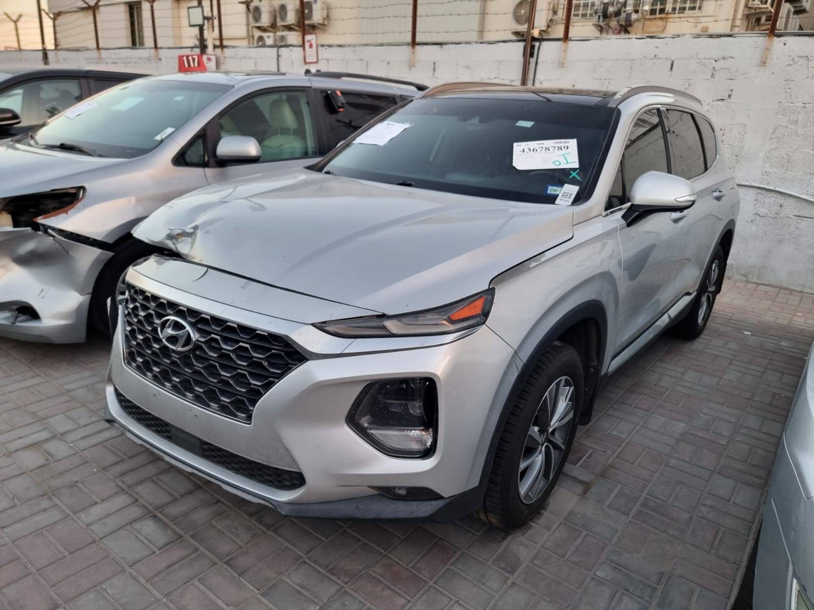HYUNDAI SANTA FE 2019 - Marhaba Auction Used Cars - Image 4