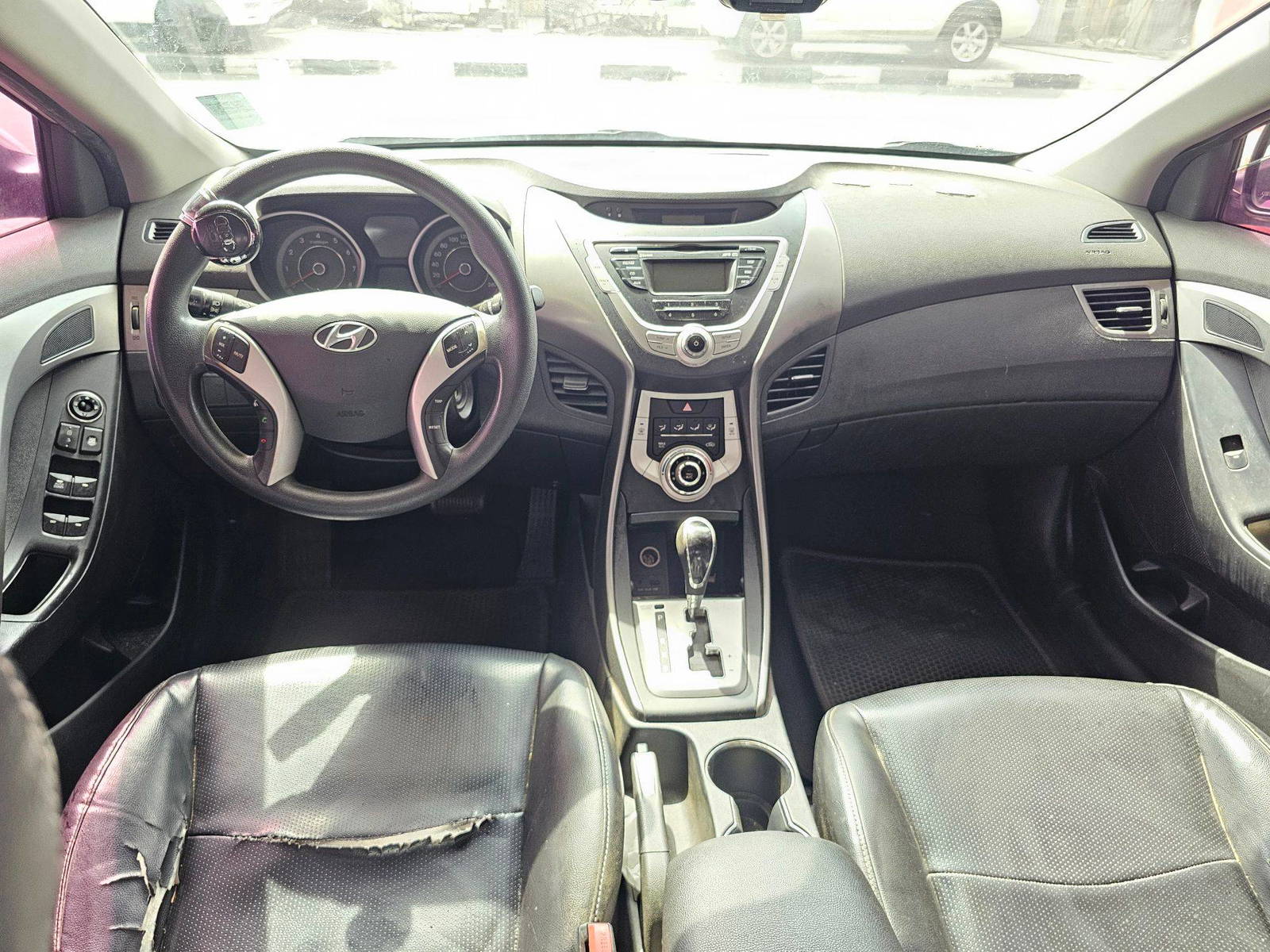2012 HYUNDAI AVANTE — 126822 KM — Lot 201293 — Main - Marhaba Auctions Used Cars - Image 7