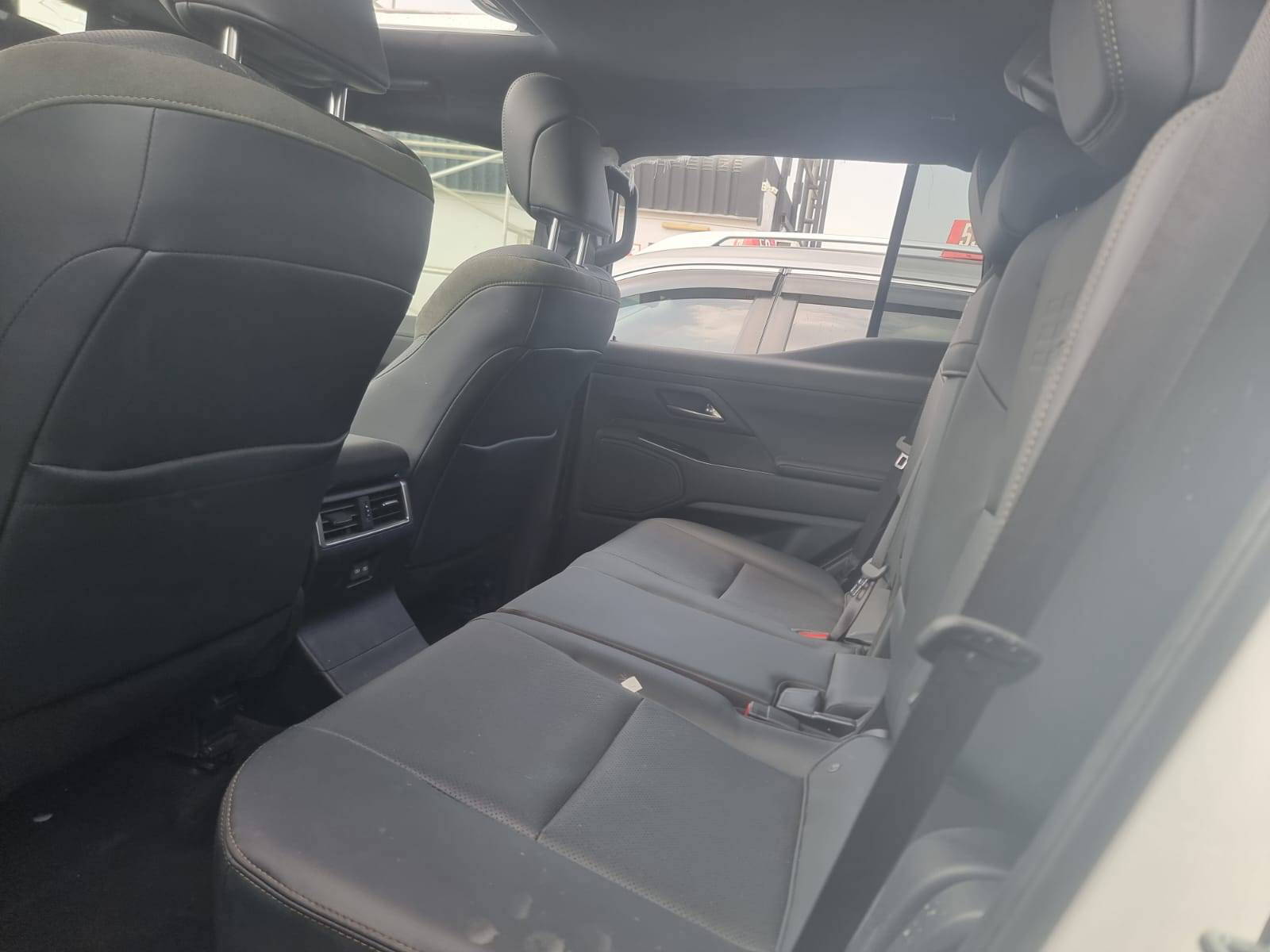 LEXUS GX 550 2024 - Marhaba Auction Used Cars - Image 6