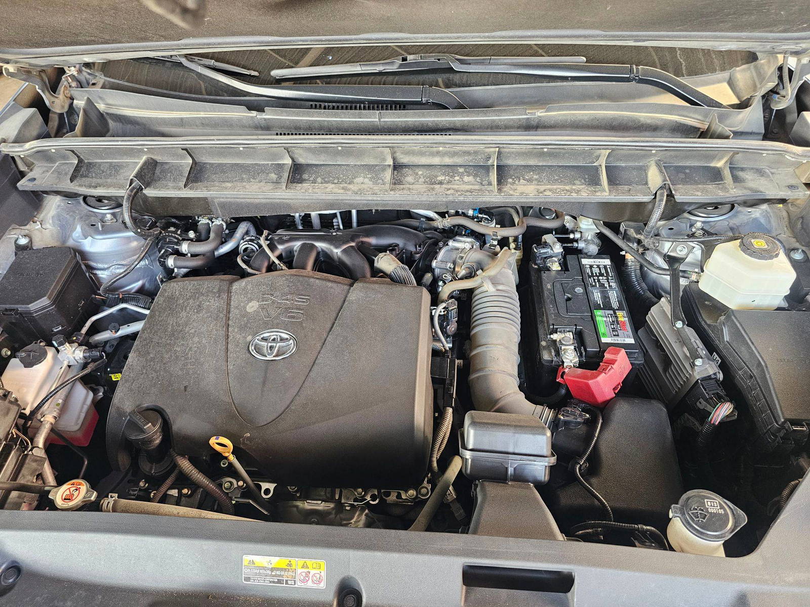 TOYOTA HIGHLANDER 2021 - Marhaba Auction Used Cars - Image 12