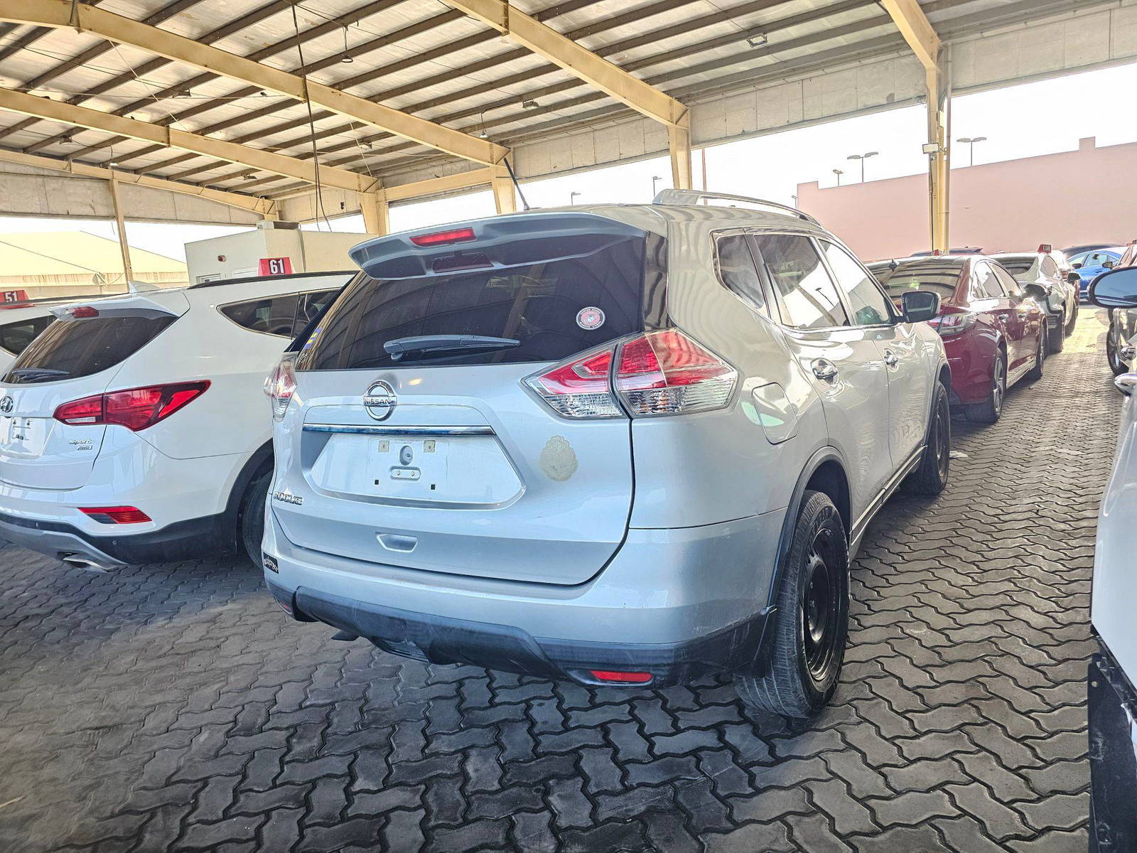 2016 NISSAN ROGUE — 170920 Miles — Lot T8GC896080 — Souq - Marhaba Auctions Used Cars - Image 3