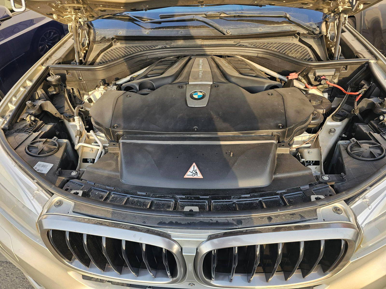 2016 BMW X6 — 165242 KM — Lot 01G0N49728 — Souq - Marhaba Auctions Used Cars - Image 14