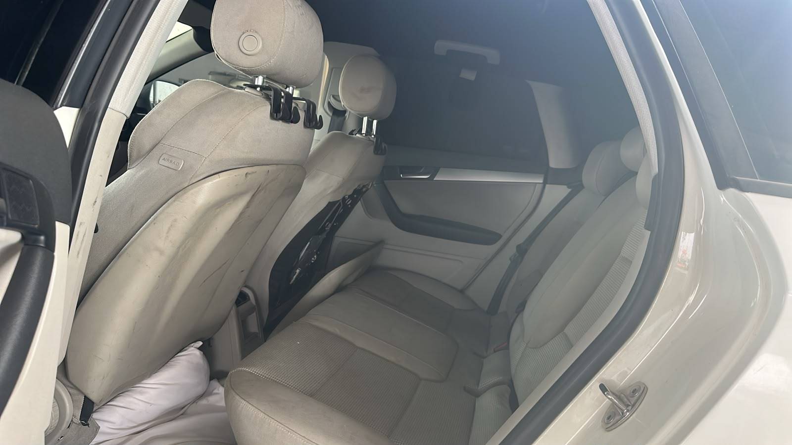 2010 AUDI A3 — 167630 KM — Lot AA148956 — Souq - Marhaba Auctions Used Cars - Image 8