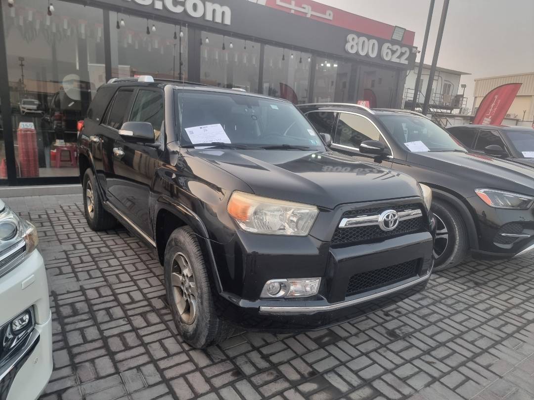 Toyota 4Runner 2011 view 2