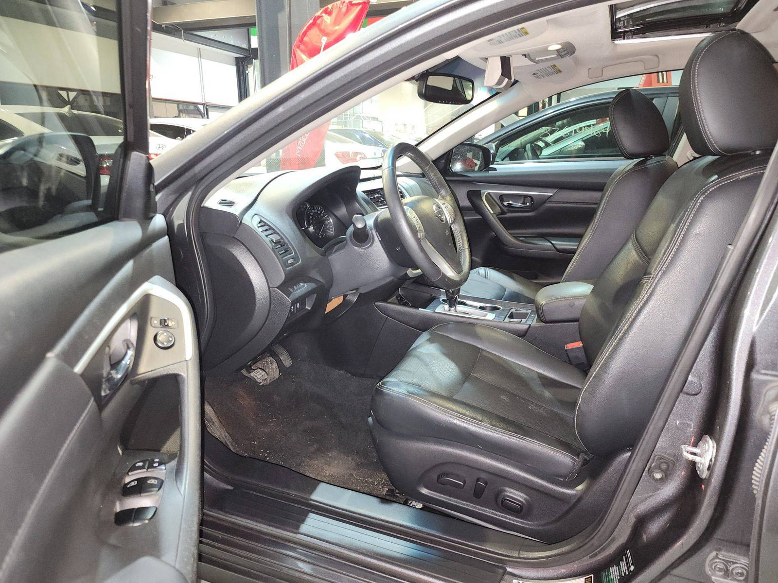 2016 NISSAN ALTIMA — 146580 KM — Lot 81066154 — Al Quoz - Marhaba Auctions Used Cars - Image 9