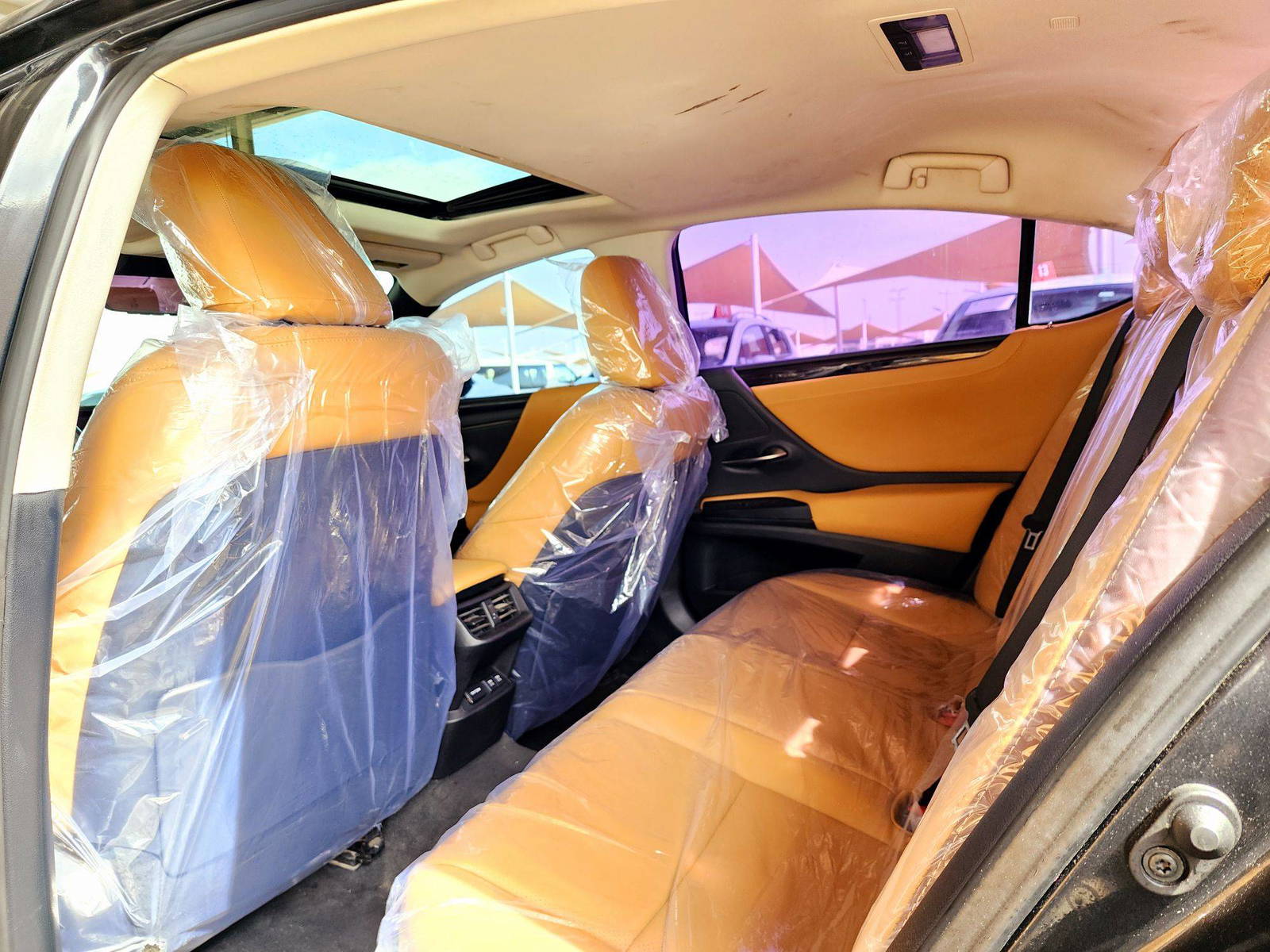 LEXUS ES 300H 2021 - Marhaba Auction Used Cars - Image 6