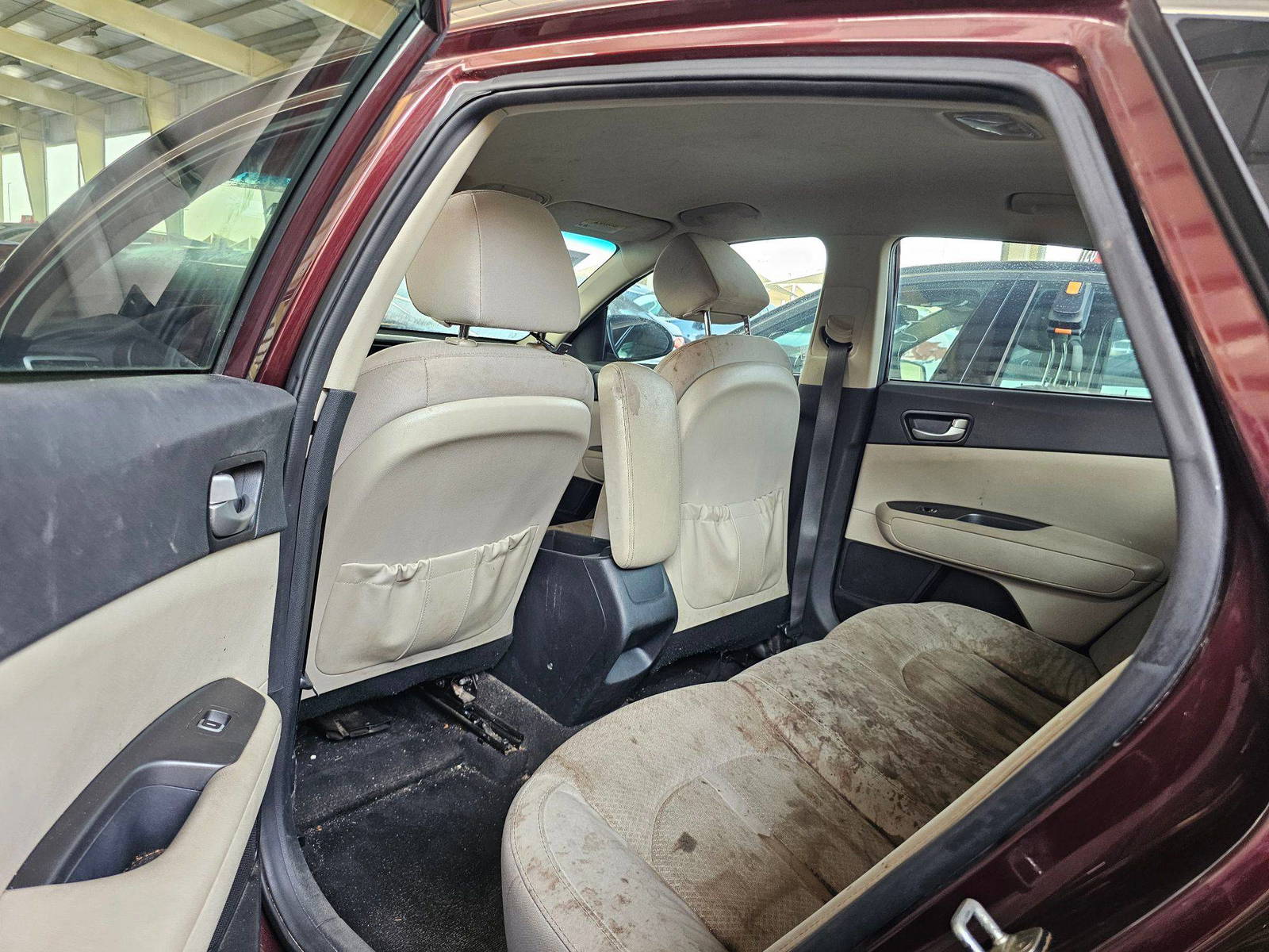 2018 KIA OPTIMA — 199269 Miles — Lot 7JG243016 — Souq - Marhaba Auctions Used Cars - Image 6