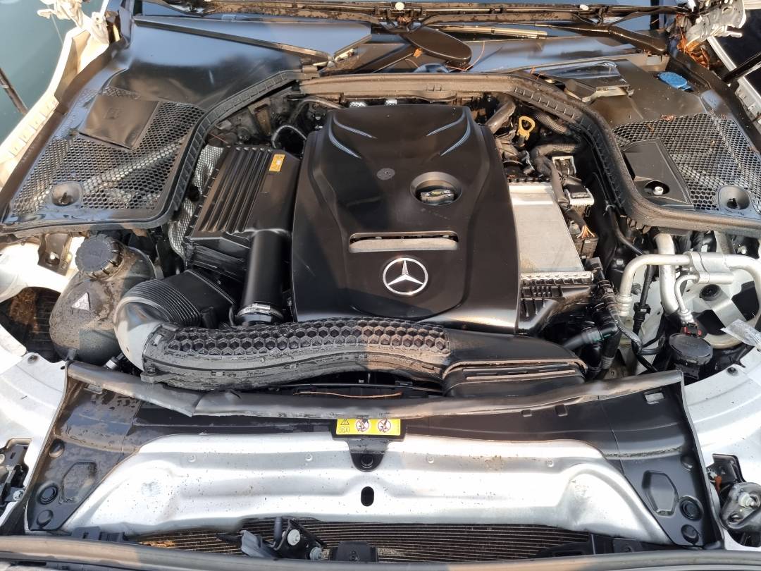 MERCEDES BENZ C300 2018 - Marhaba Auction Used Cars - Image 10