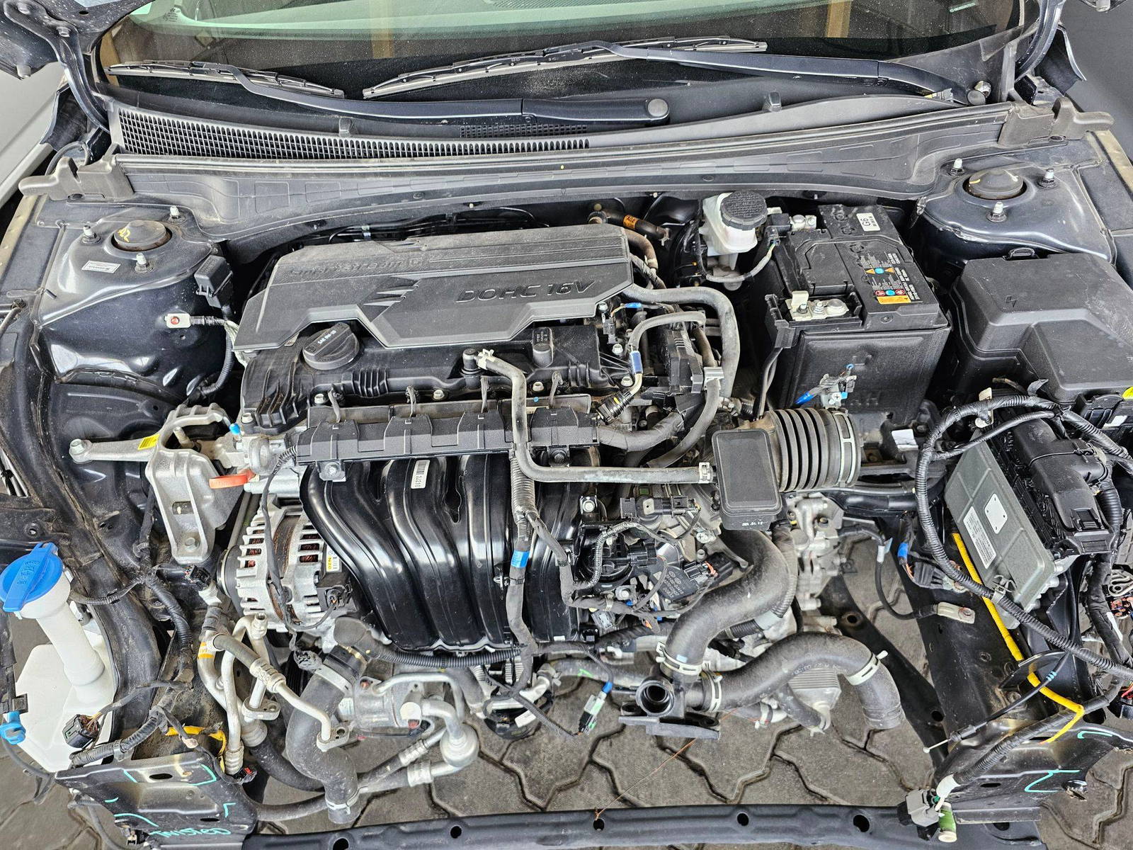 HYUNDAI ELANTRA 2024 - Marhaba Auction Used Cars - Image 10