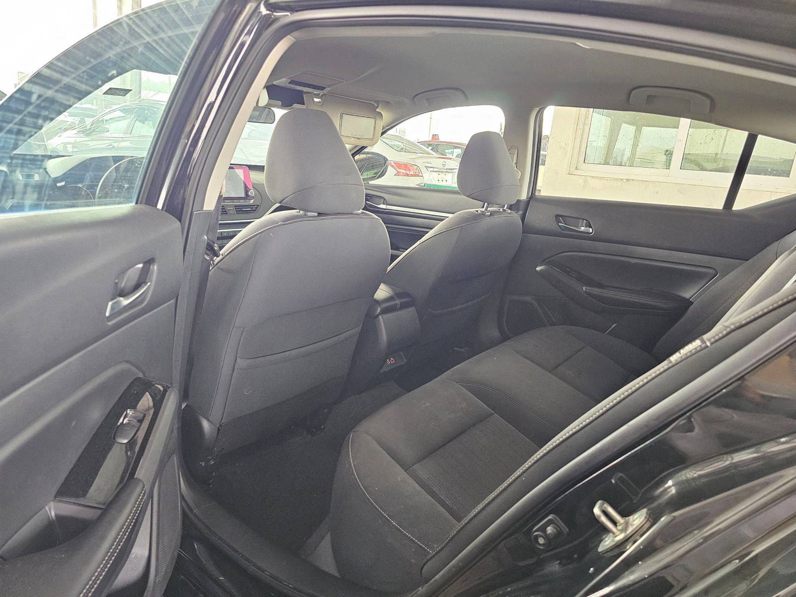 2021 NISSAN ALTIMA — 103053 Miles — Lot N404218 — Souq - Marhaba Auctions Used Cars - Image 7