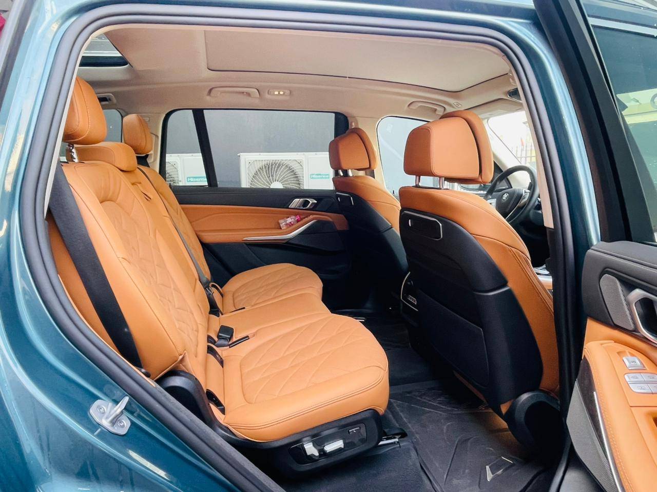2025 BMW X7 XDRIVE40I — 8385 Miles — Lot W56339 — Al Quoz - Marhaba Auctions Used Cars - Image 8