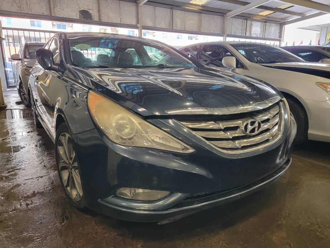 2013 HYUNDAI SONATA — 208200 Miles — Lot 40627998 — Main - Marhaba Auctions Used Cars - Image 4
