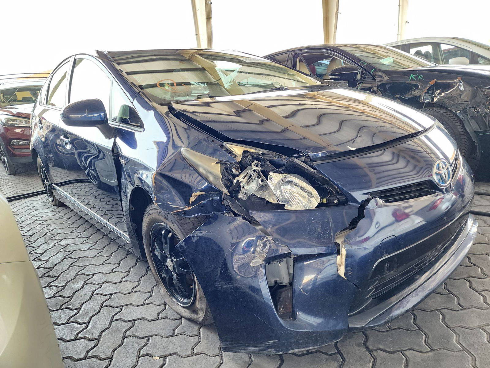 2012 TOYOTA PRIUS — 217456 Miles — Lot 42499144 — Souq - Marhaba Auctions Used Cars - Image 6