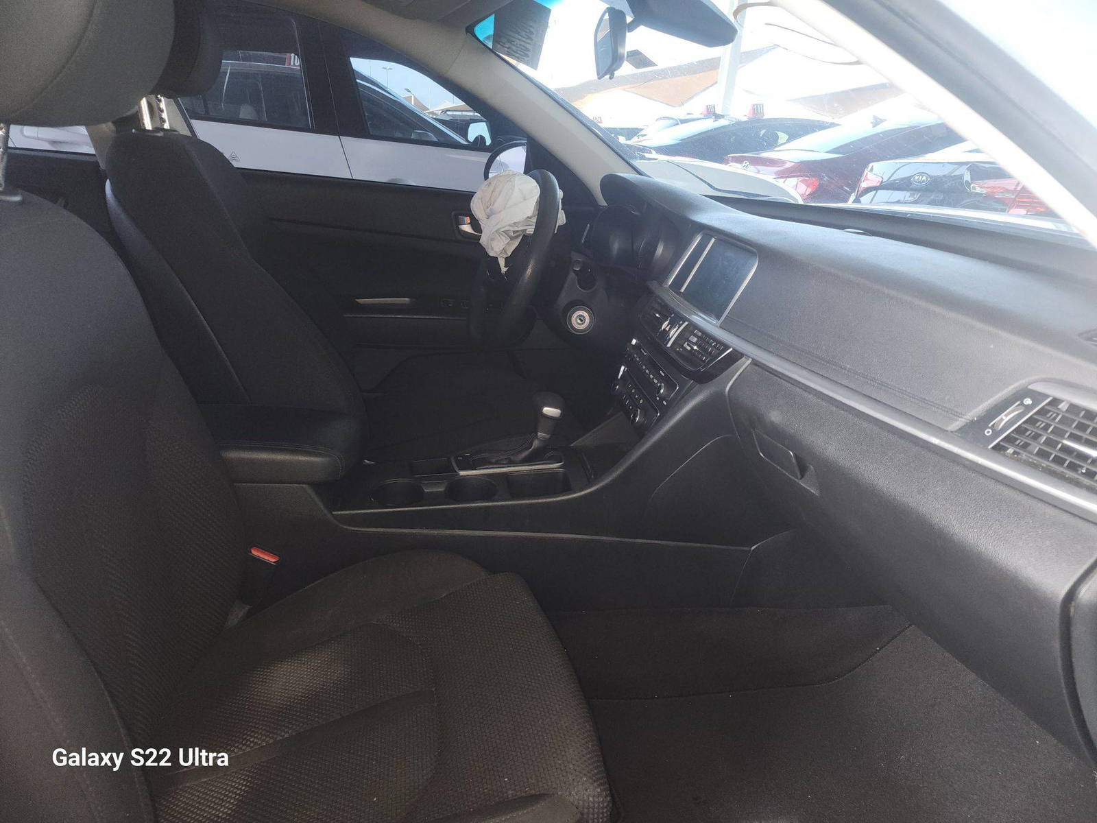 2019 KIA OPTIMA — 140725 Miles — Lot KG285032 — Main - Marhaba Auctions Used Cars - Image 9
