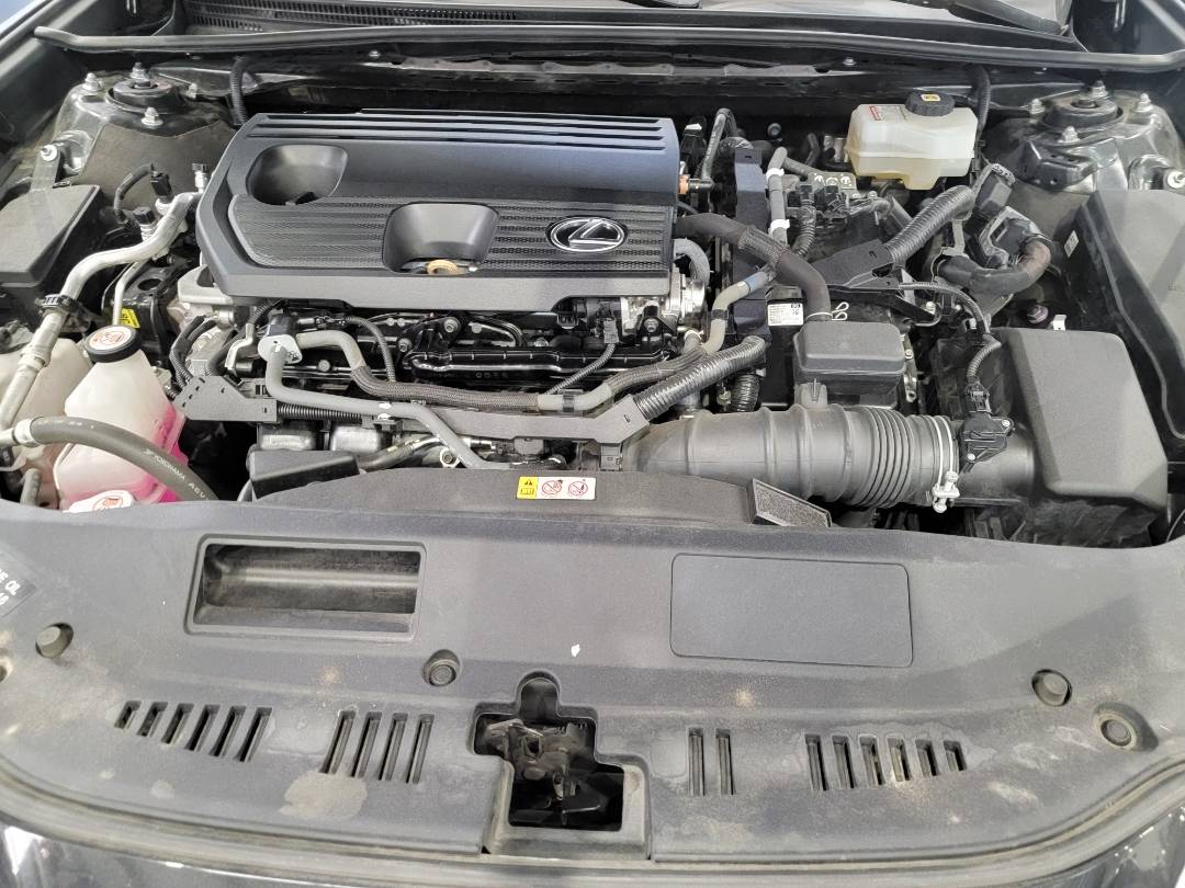 2022 LEXUS ES 300H — 131796 Miles — Lot 25914 — Main - Marhaba Auctions Used Cars - Image 12