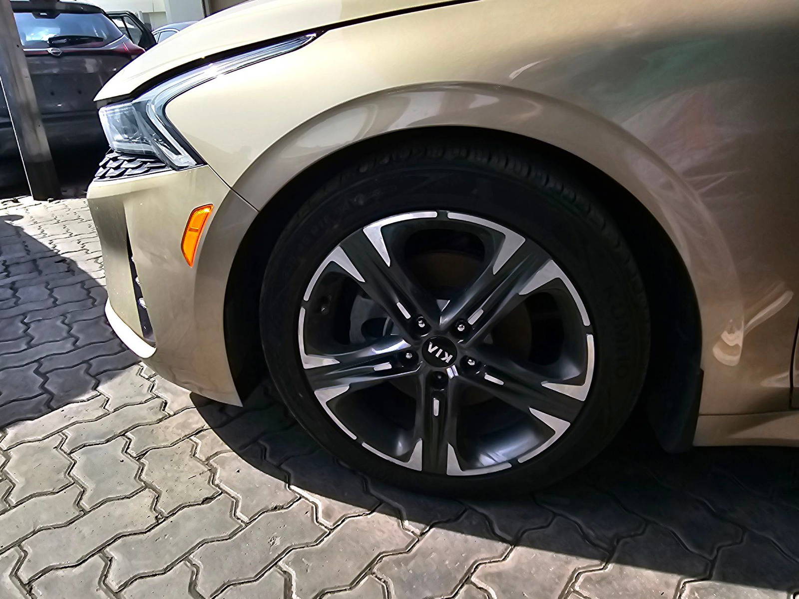 2021 KIA K5 — 68457 Miles — Lot 43579326 — Souq - Marhaba Auctions Used Cars - Image 11