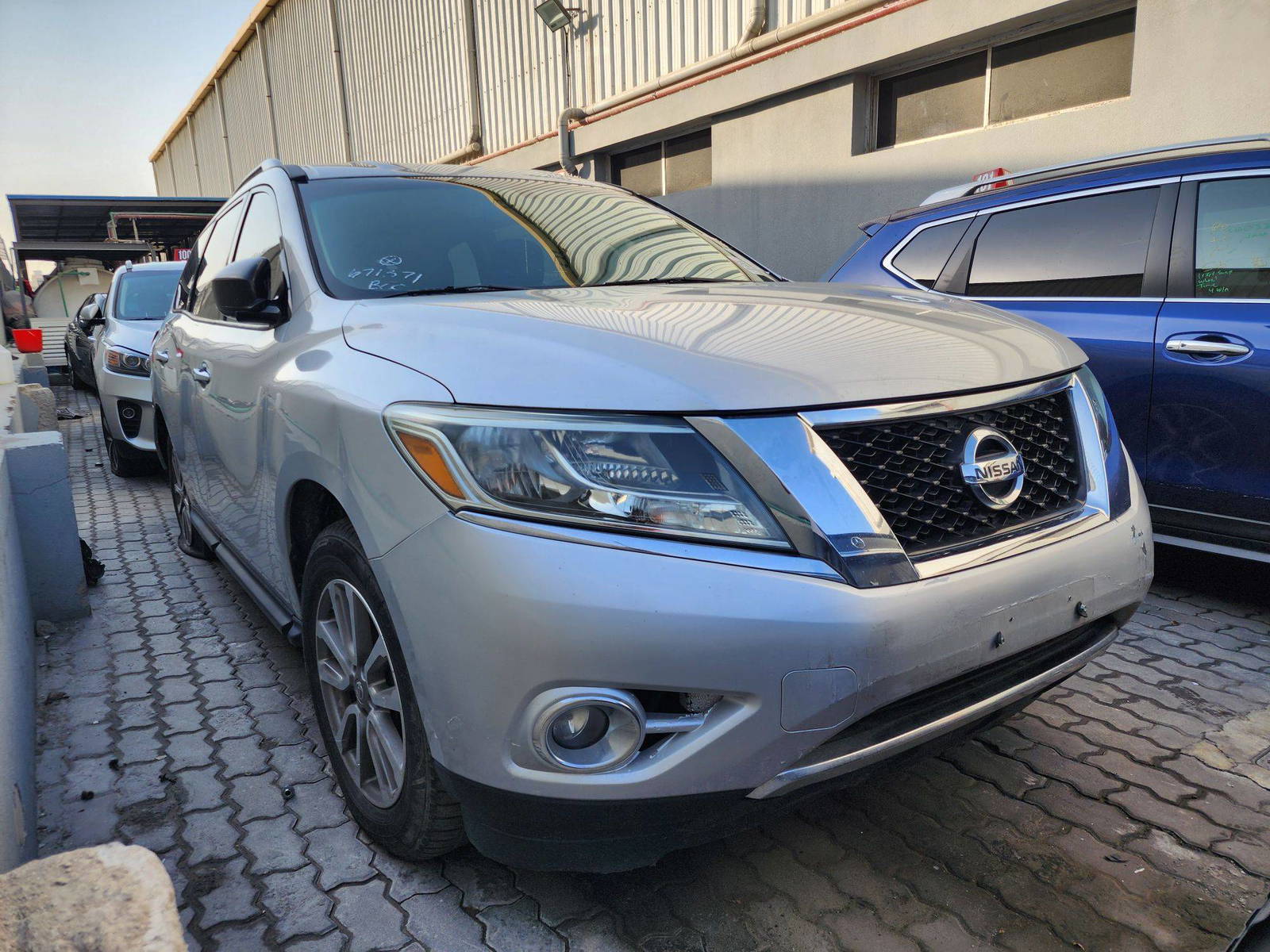 2015 NISSAN PATHFINDER — 155088 Miles — Lot 3799961 — Al Quoz - Marhaba Auctions Used Cars - Image 4