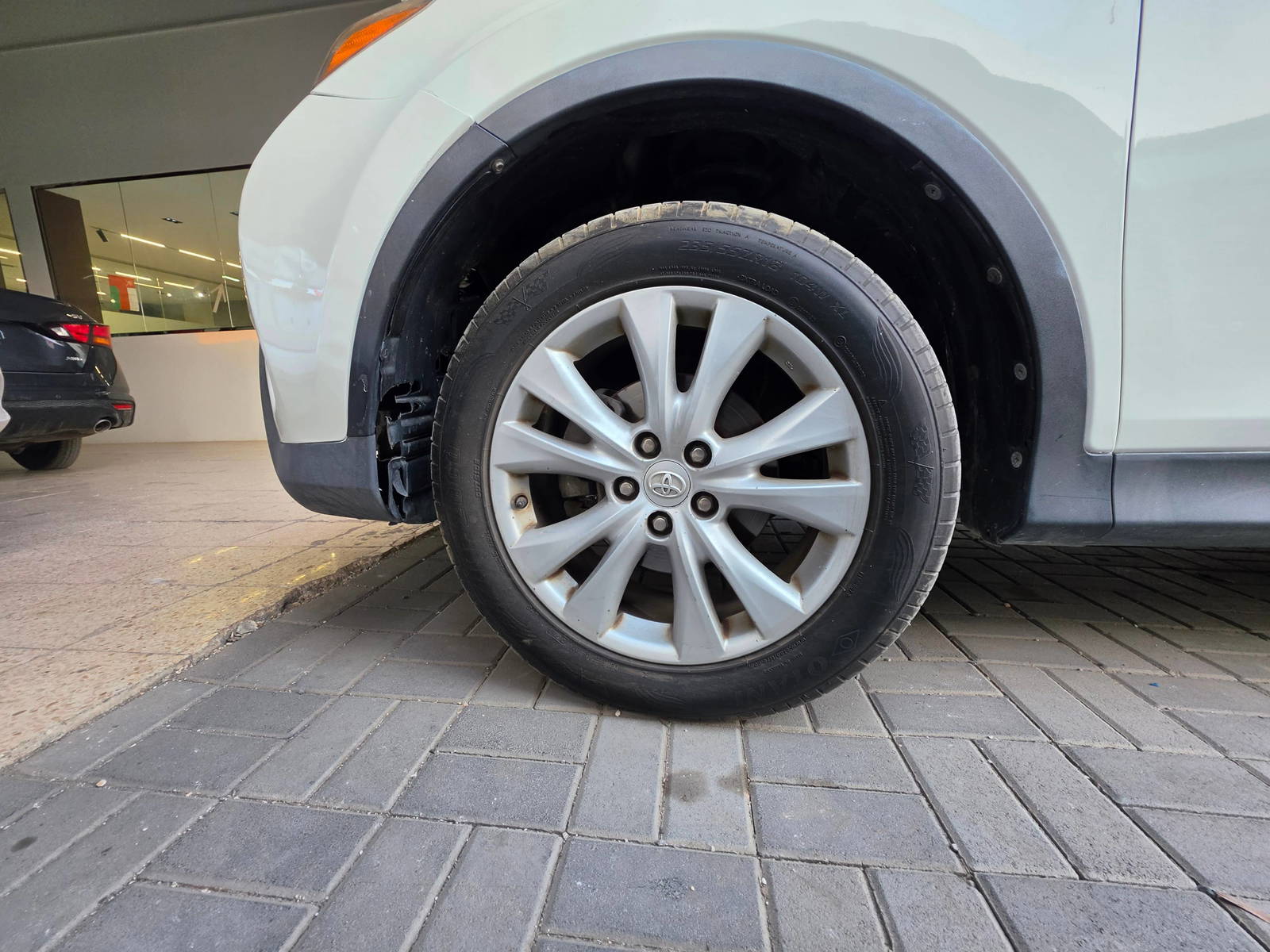 2014 TOYOTA RAV4 — 225486 Miles — Lot EW158392 - Marhaba Auctions Used Cars - Image 13