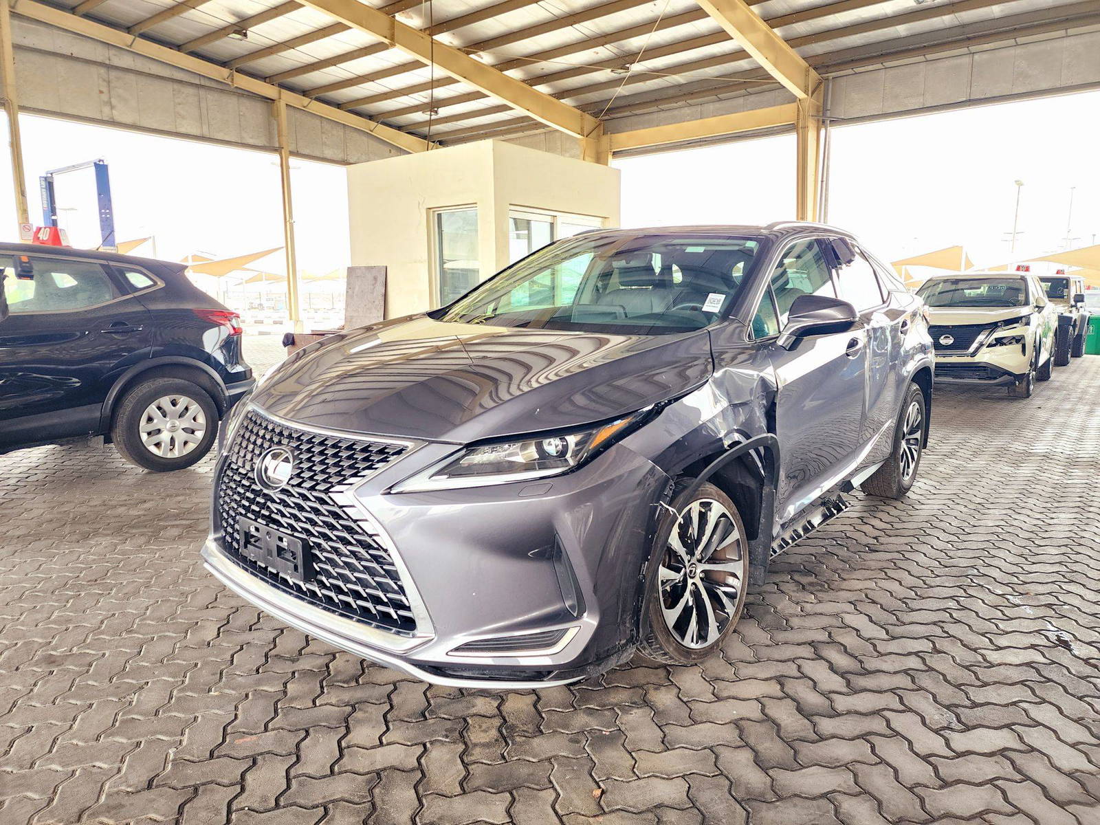 2021 LEXUS RX 350 — 41179 KM — Lot 12132771 — Souq - Marhaba Auctions Used Cars - Image 4