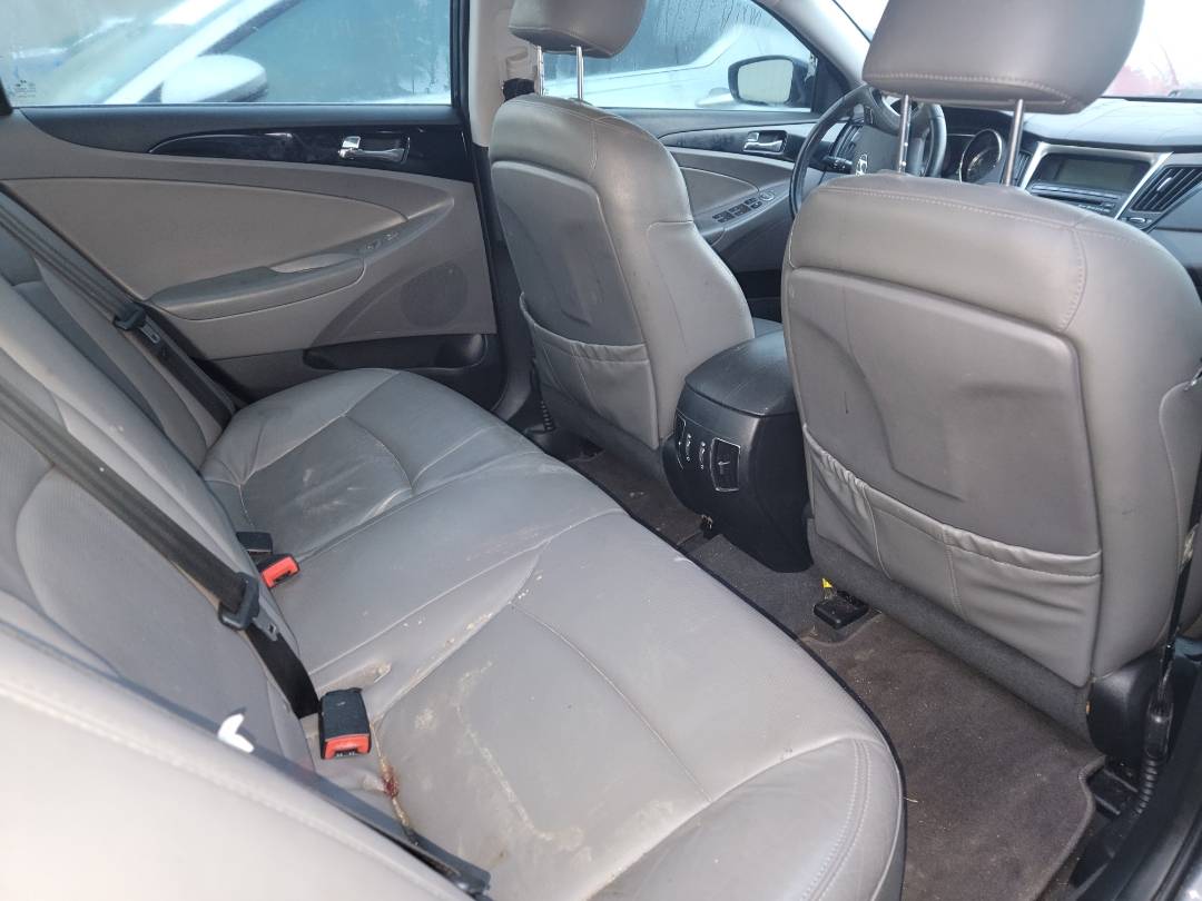 2011 HYUNDAI SONATA — 194824 Miles — Lot 78766463 - Marhaba Auctions Used Cars - Image 5