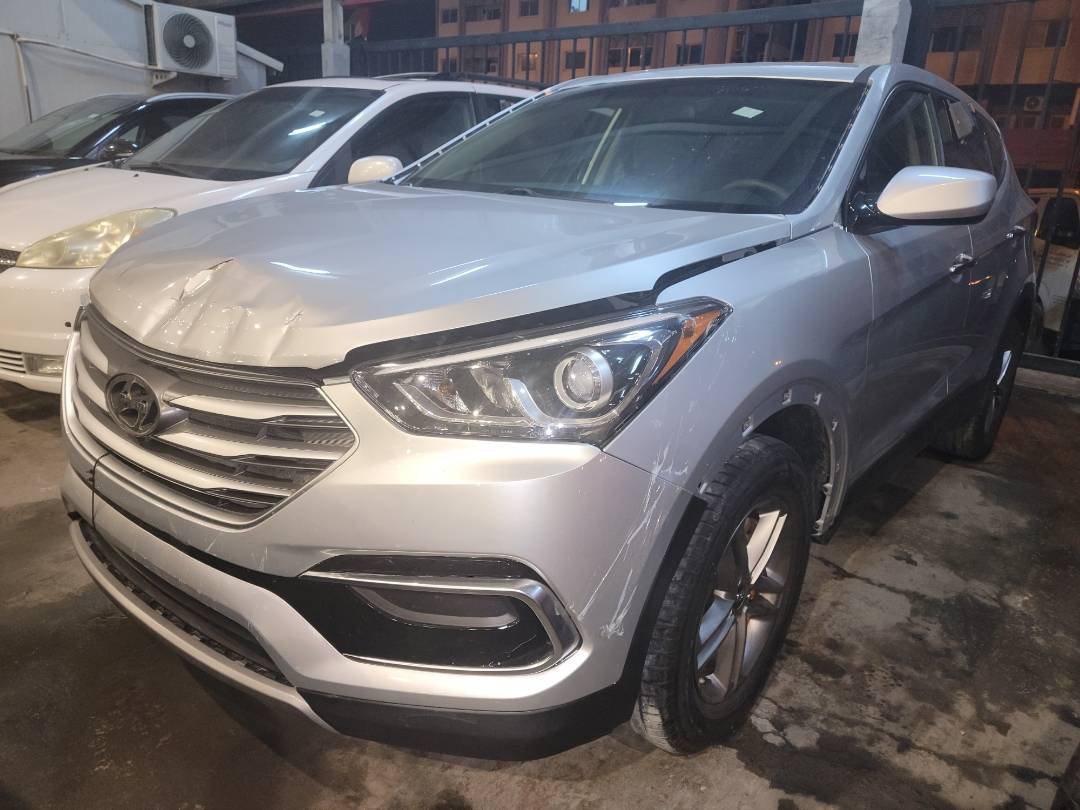 2017 HYUNDAI SANTA FE — 91080 Miles — Lot 38121128 - Marhaba Auctions Used Cars - Image 8