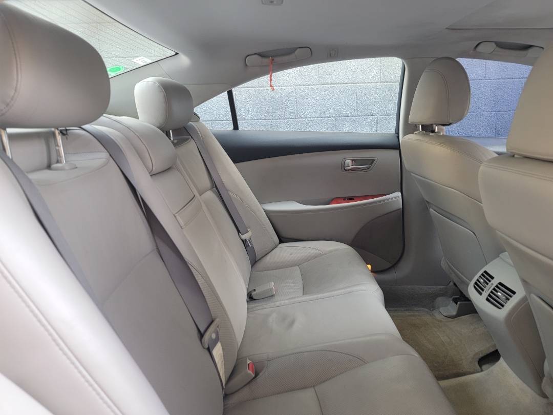 2007 LEXUS ES 350 — 195262 Miles — Lot 2056369 - Marhaba Auctions Used Cars - Image 4