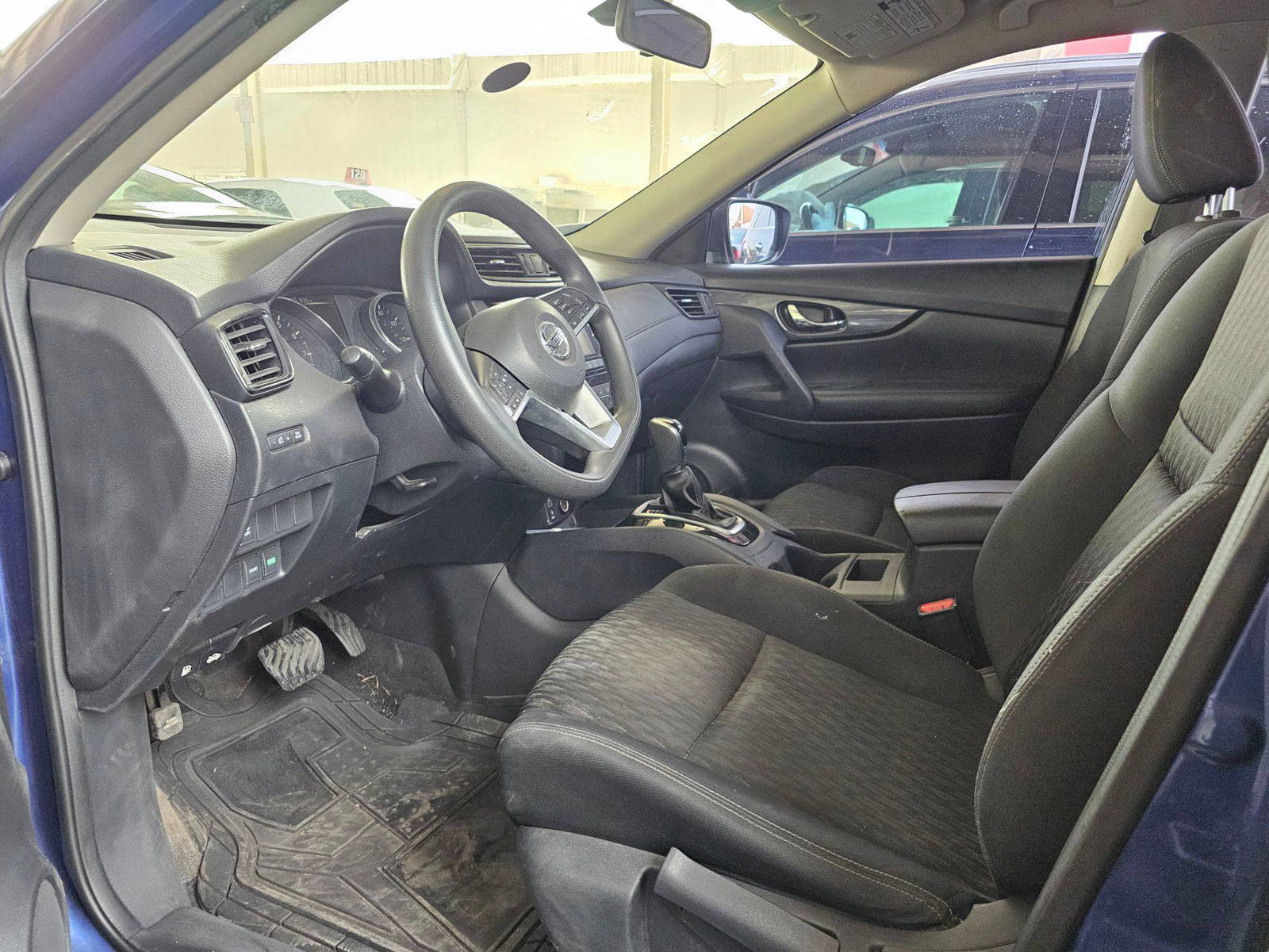2017 NISSAN ROGUE — 126024 Miles — Lot 8HP543904 — Souq - Marhaba Auctions Used Cars - Image 8