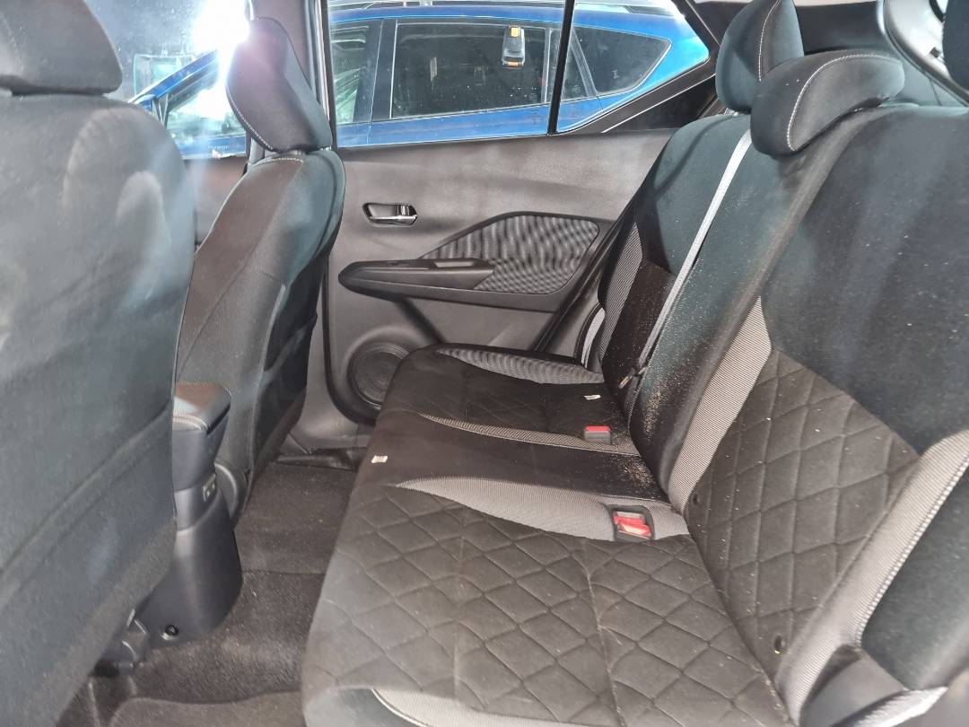 2019 NISSAN KICKS — 65276 Miles — Lot 215487 — Ind. 12 - Marhaba Auctions Used Cars - Image 6