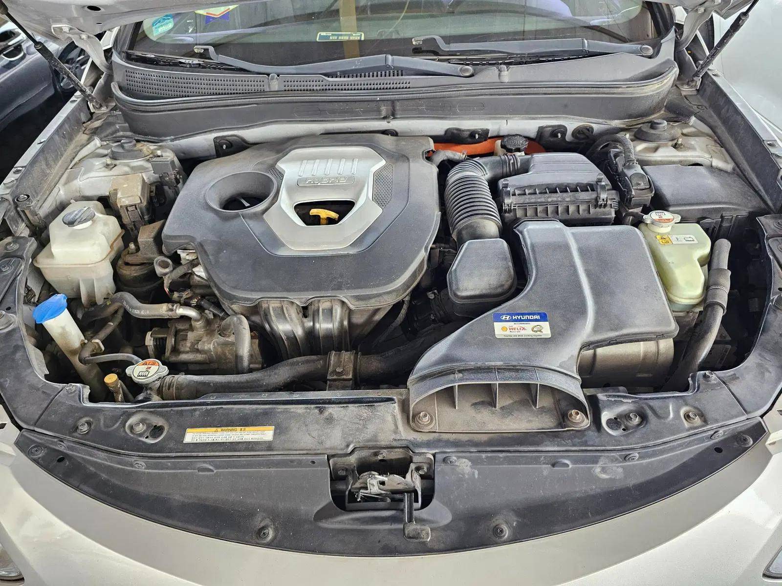 2012 HYUNDAI SONATA — 172821 KM — Lot 010765 — Main - Marhaba Auctions Used Cars - Image 11